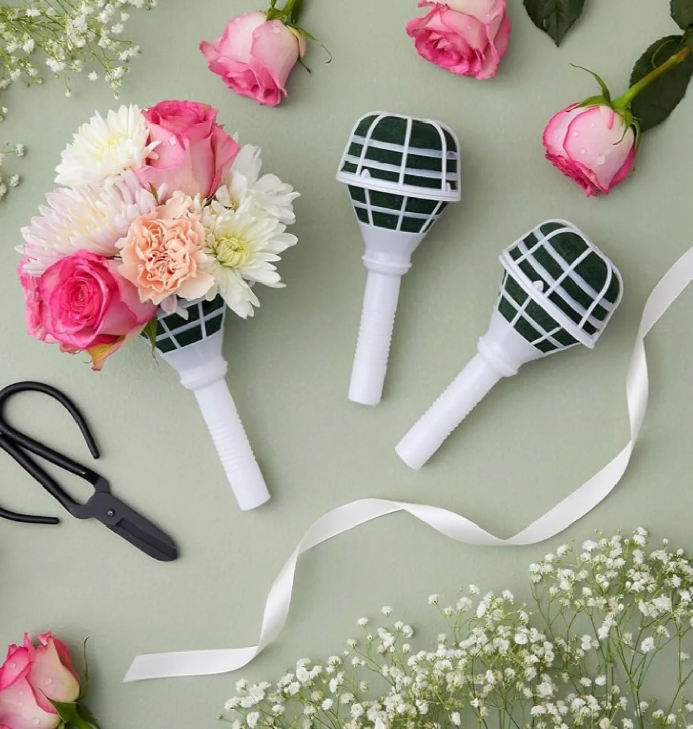 8 Bouquet Foams, Green, 7 in image indicator(2)