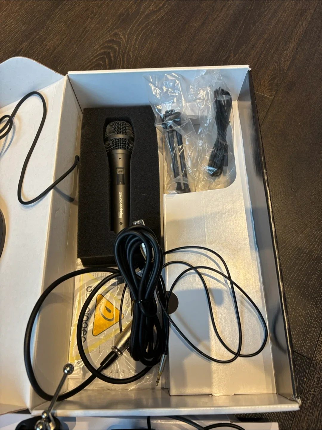 Audio-Technica AT2005USBPK Streaming/Podcasting Pack image indicator(4)