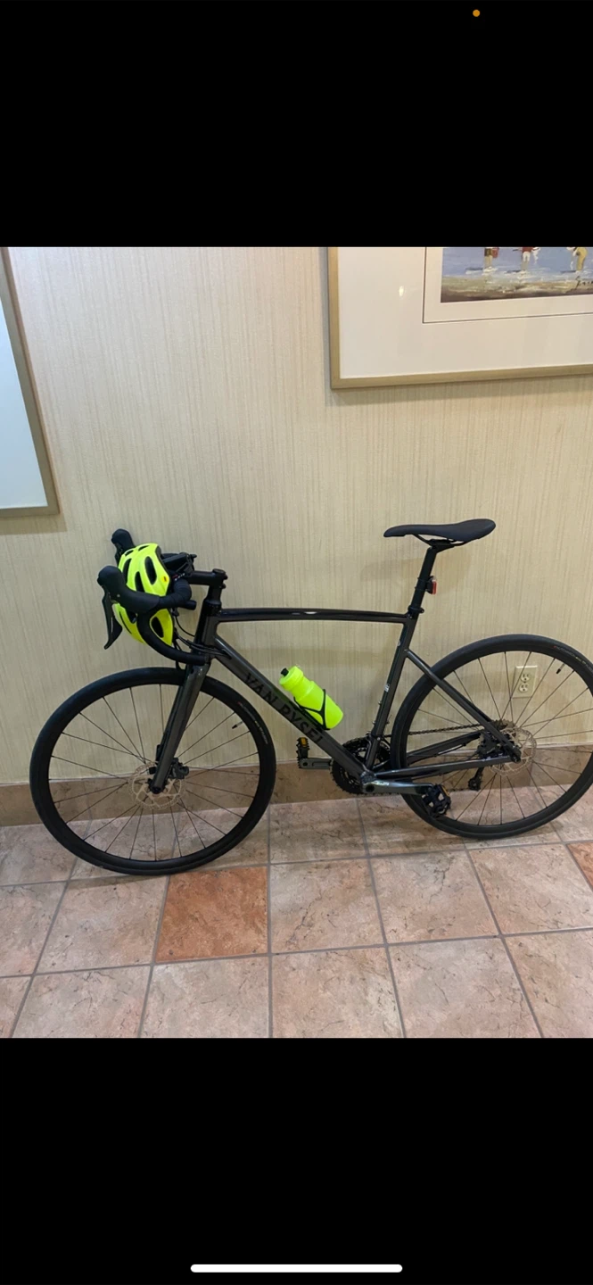 Van Rysel Road Bike with Carbon Fork