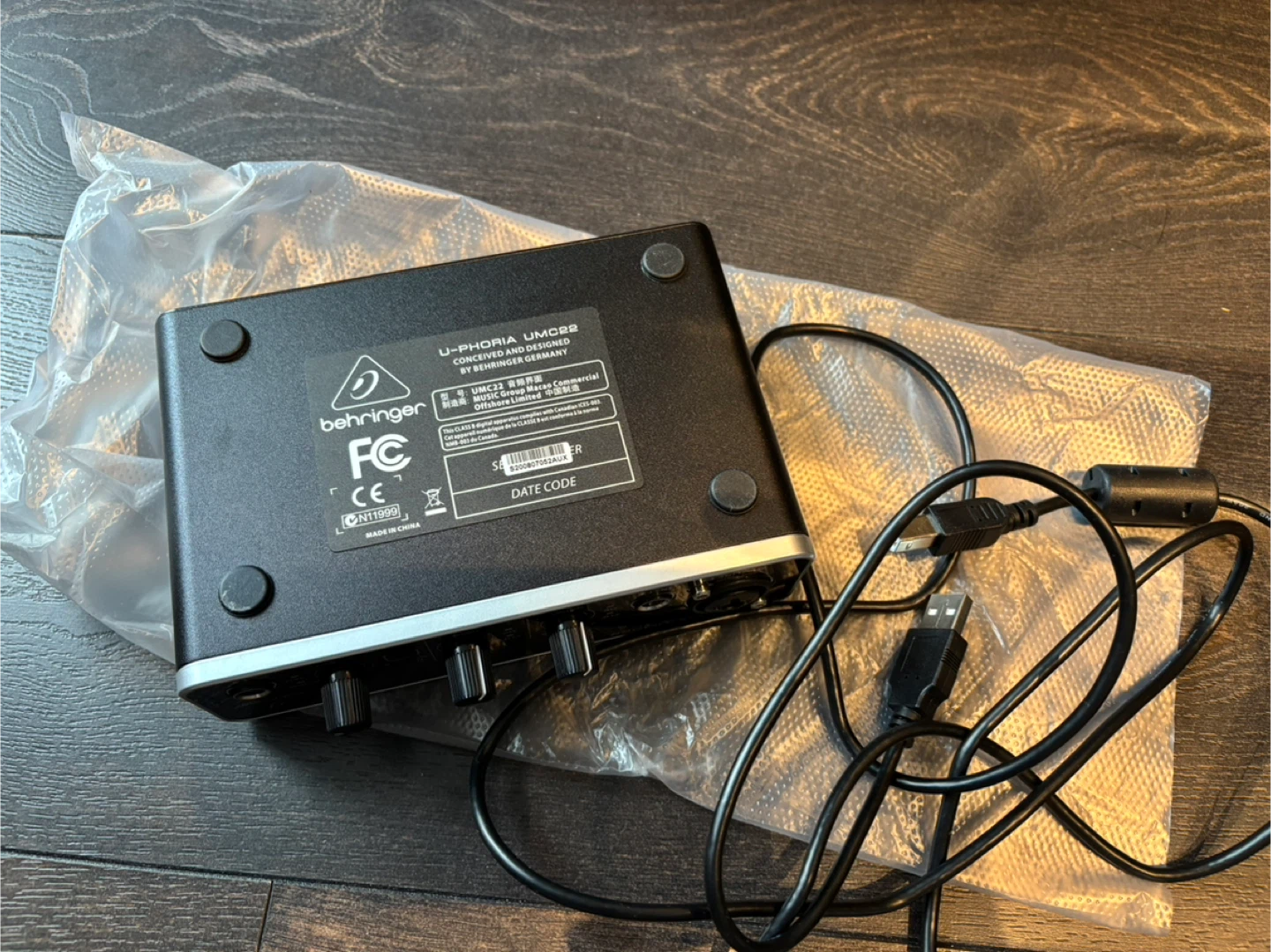 Behringer U-PHORIA UMC22 Audio Interface - photo 3