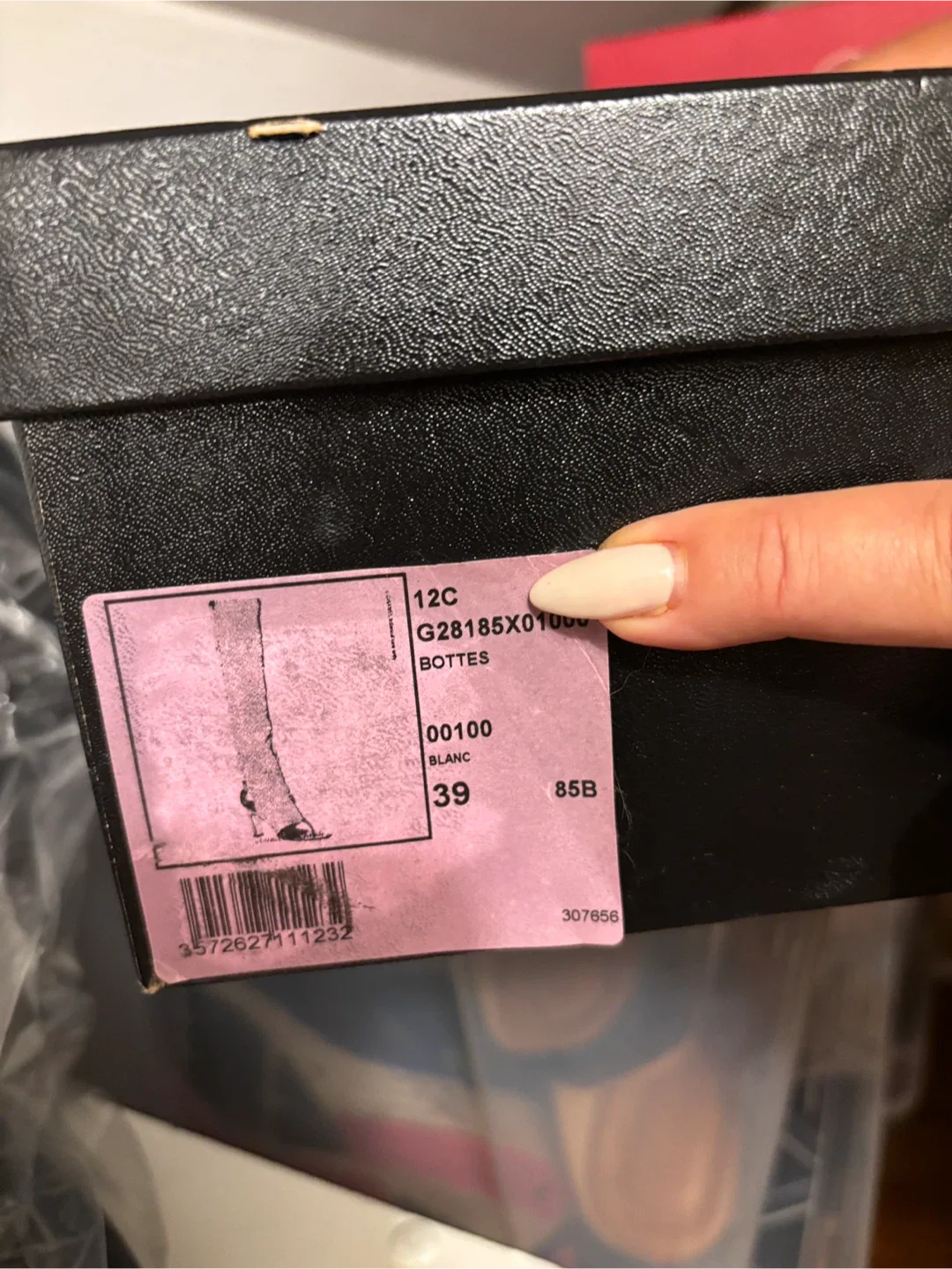 Chanel White Leather Thigh High Boots - Size 39 image indicator(3)