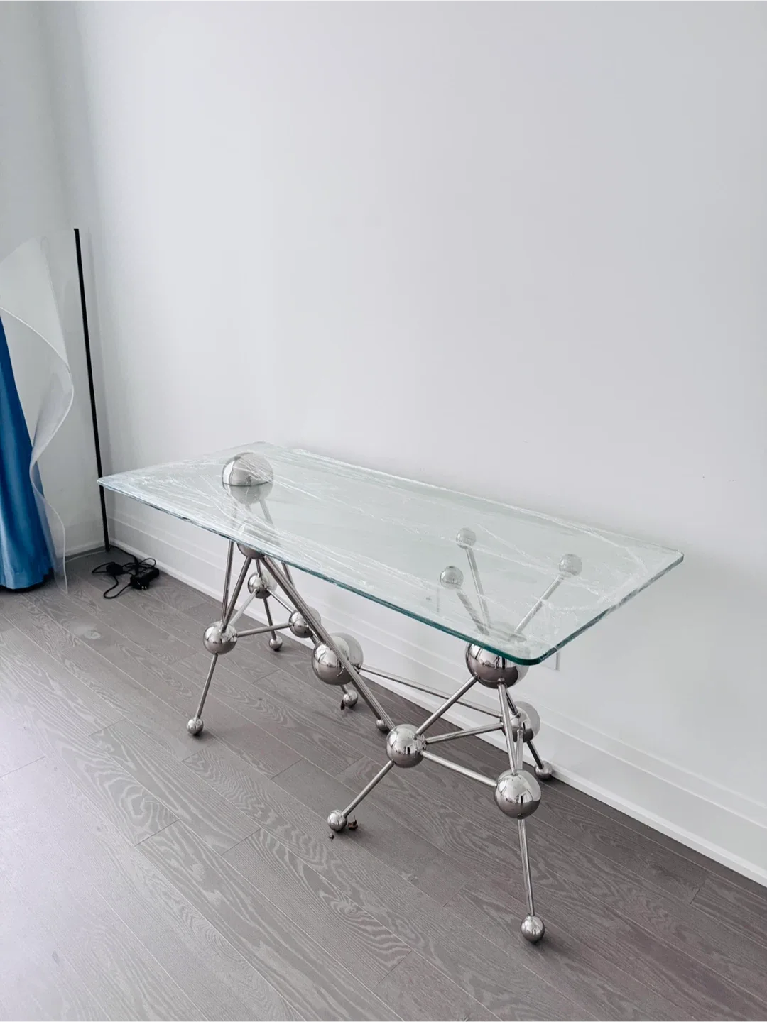 Glass Top Chrome Atom Base Table image indicator(5)