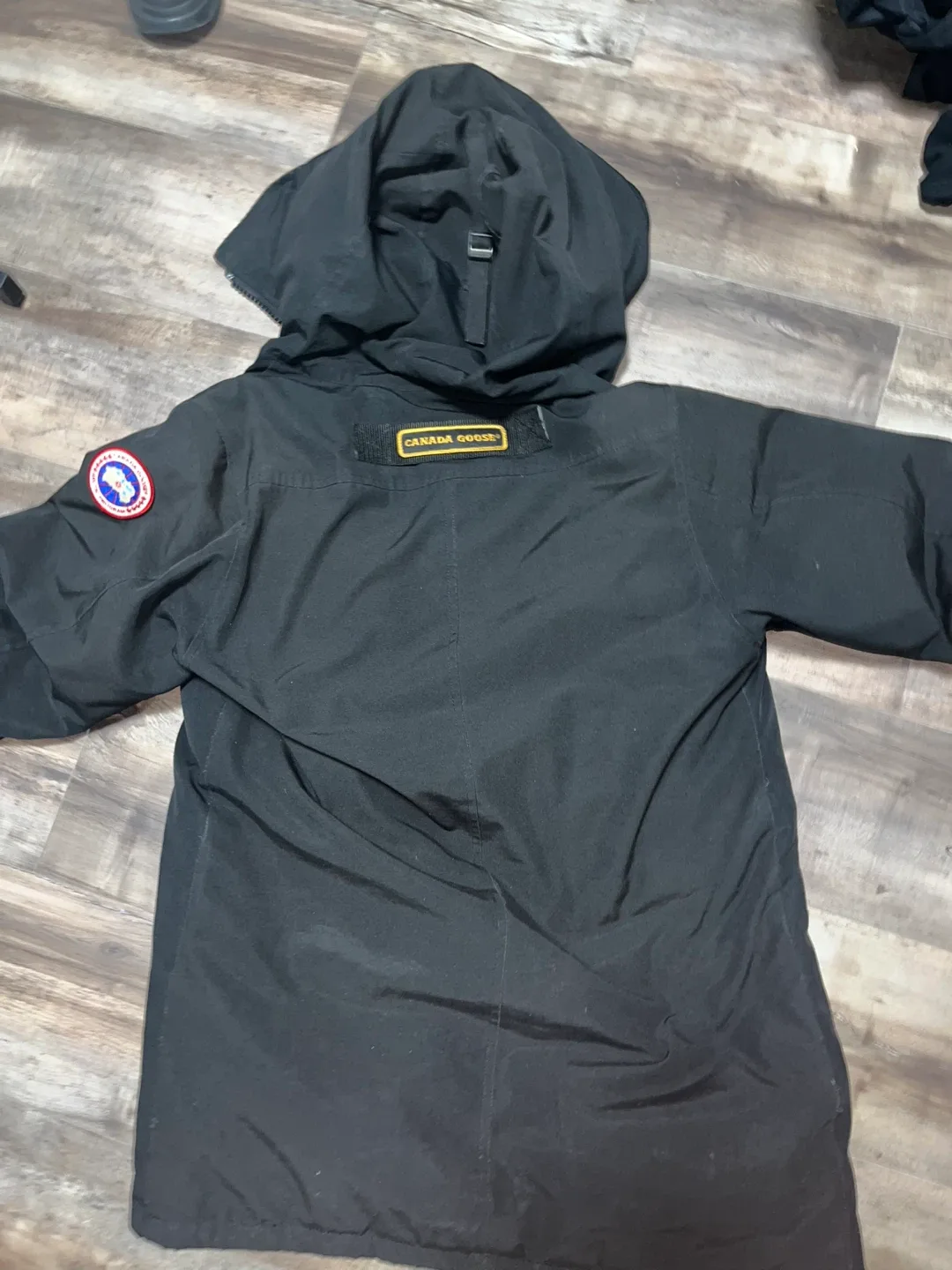 Canada Goose Black- Size S image indicator(3)