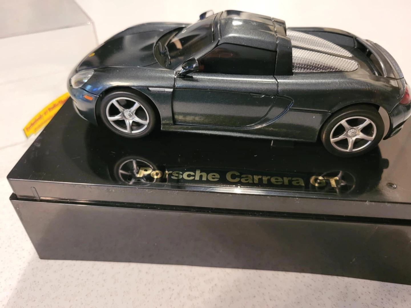 Porsche Carrera GT Nikko Diecast Car