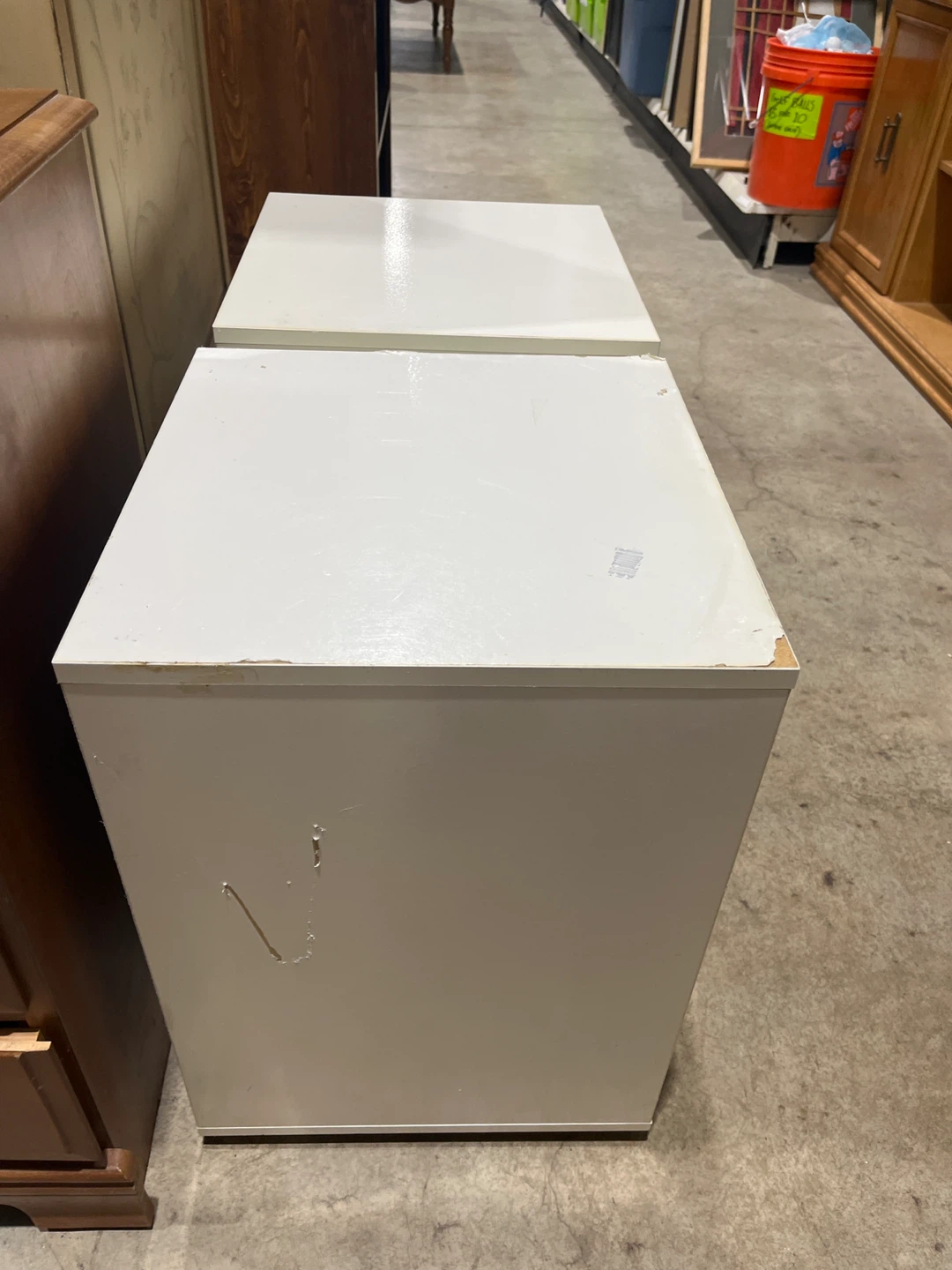 Pair of White 3-Drawer Filing Cabinets - photo 4