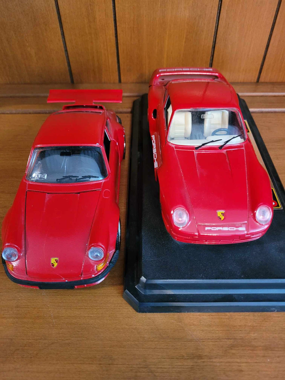 Porsche Bburago Diecast Car Model - photo 2