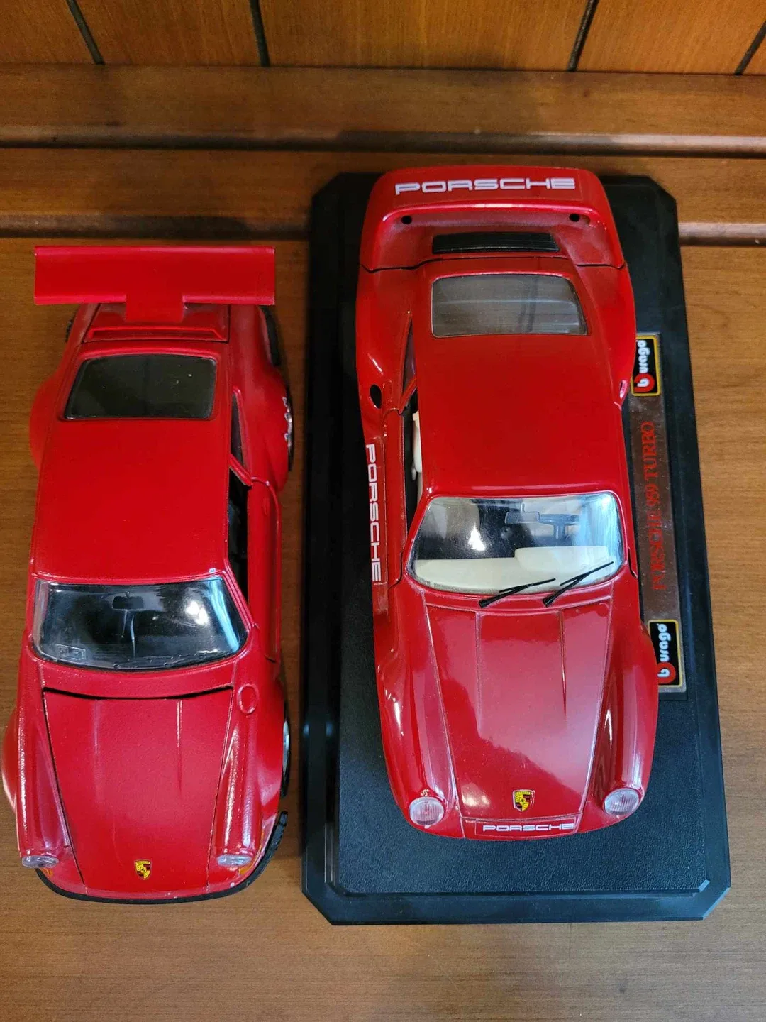 Porsche Bburago Diecast Car Model image indicator(5)