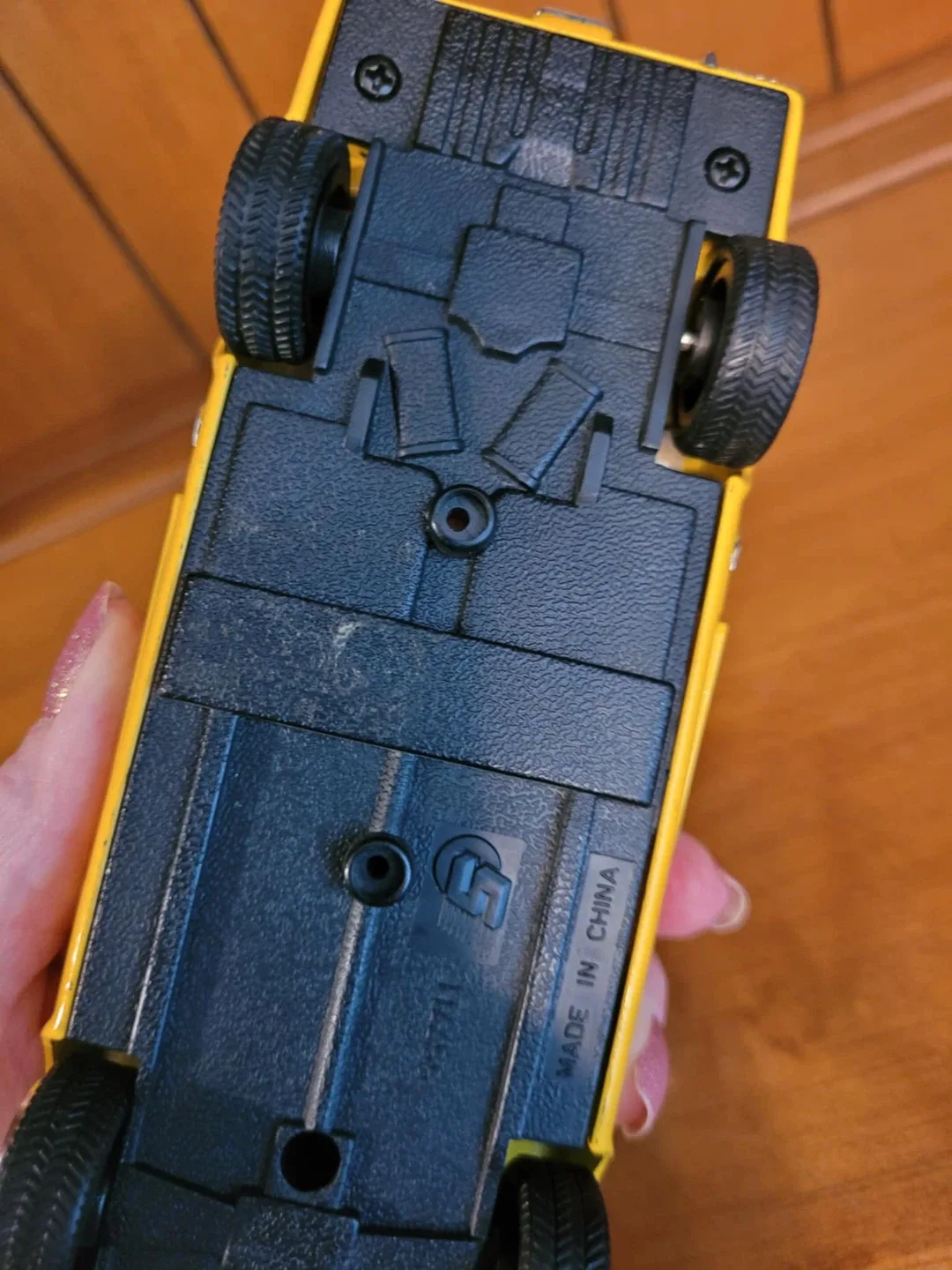 Ford Mustang Yellow Diecast Car image indicator(6)