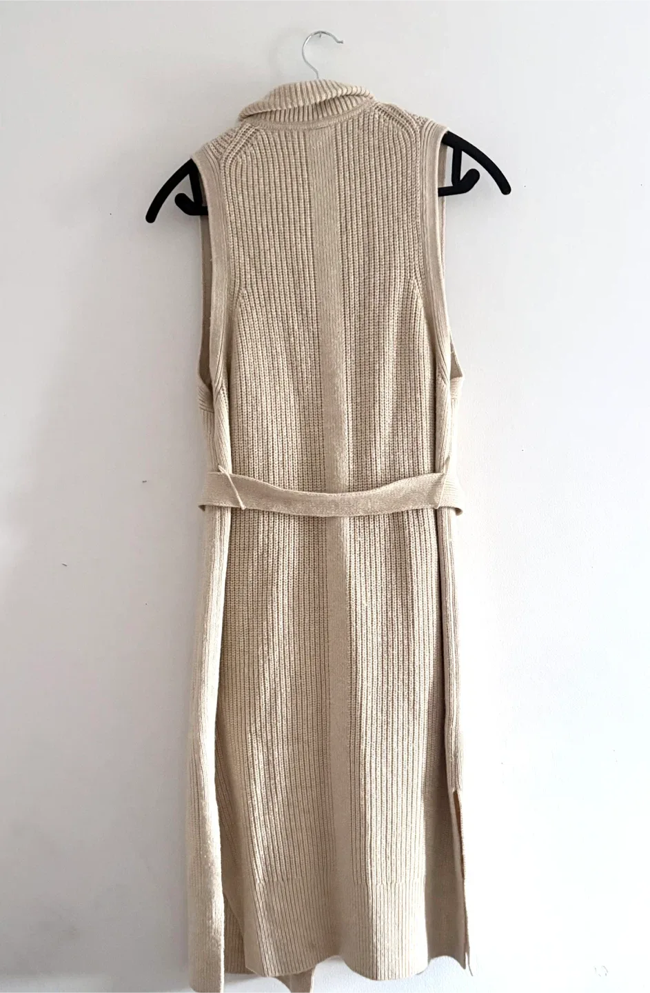 GAP Merino Wool Blend Vest ‼️final sale ‼️ image indicator(4)