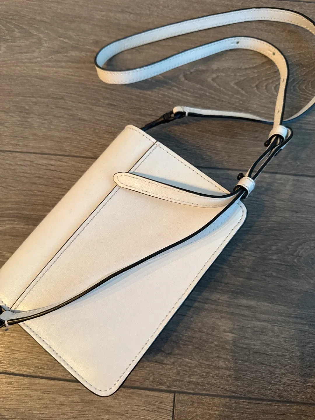 JW Anderson Anchor Logo Crossbody Bag - White image indicator(2)