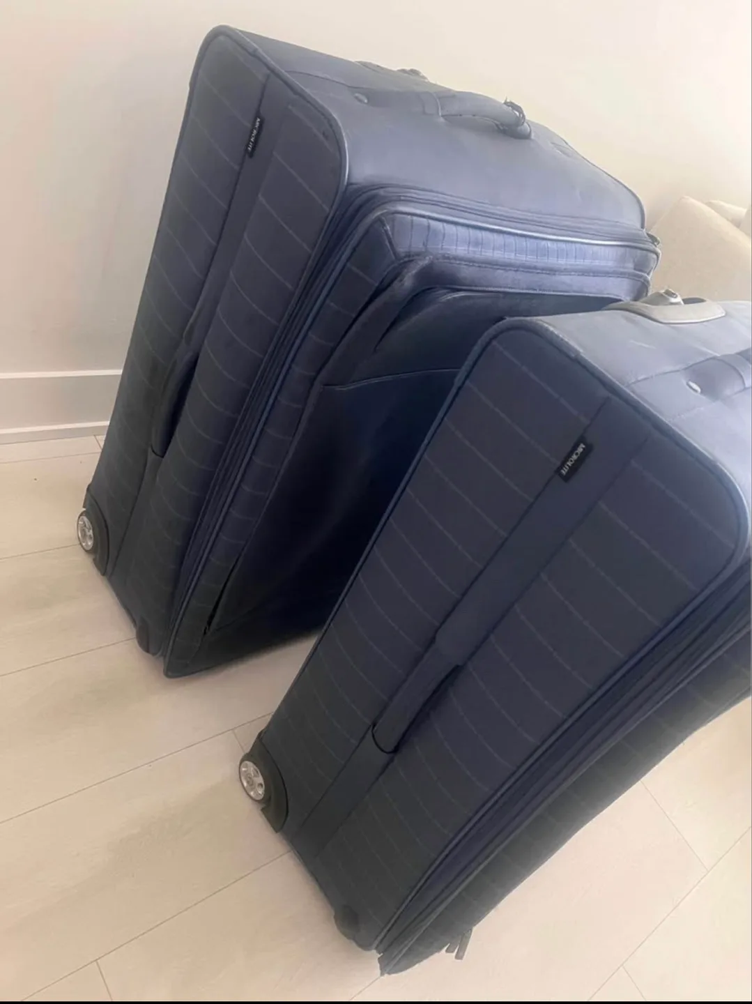 Cellini Blue Luggage Set - 2 Suitcases image indicator(4)
