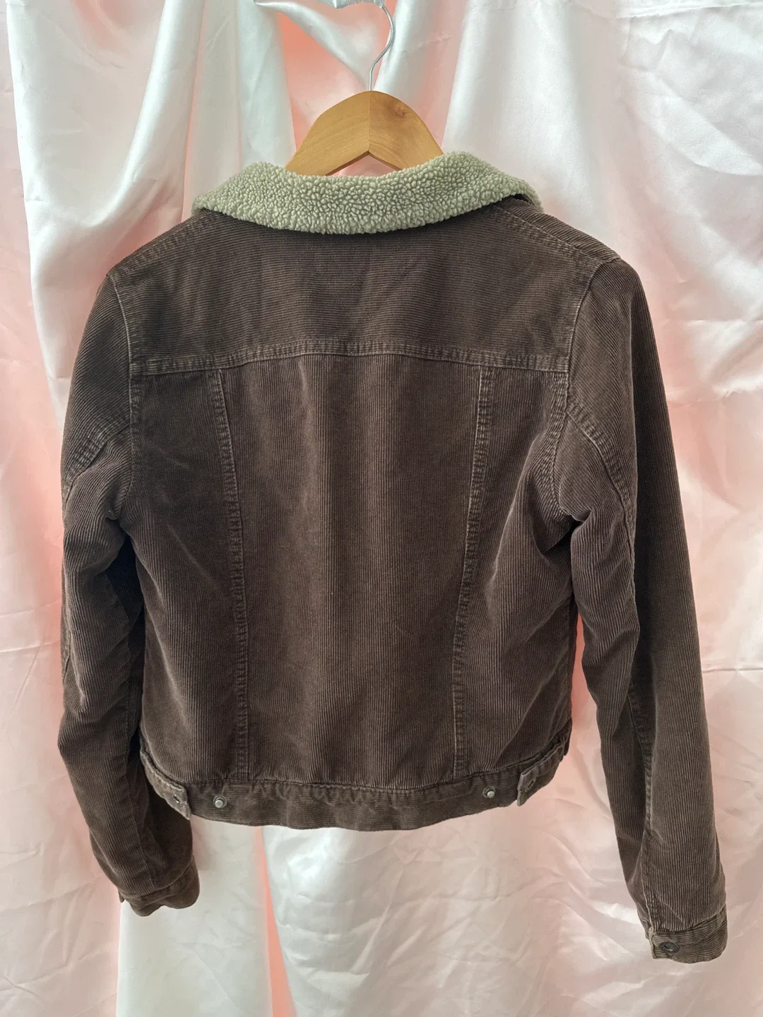 TNA Corduroy Jacket with Sherpa Collar🤎 image indicator(2)