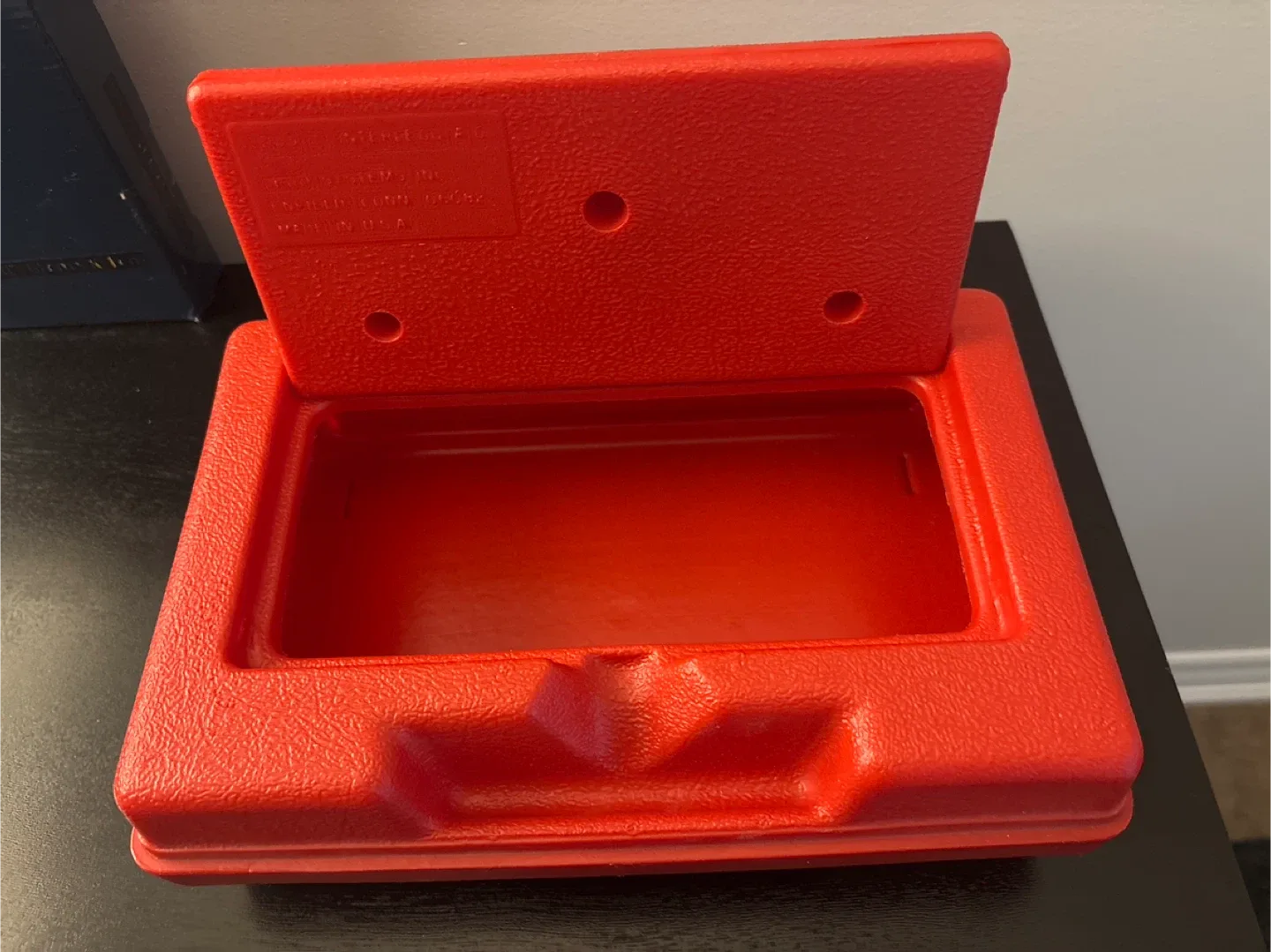 Vintage LEGO Red Storage Case image indicator(2)