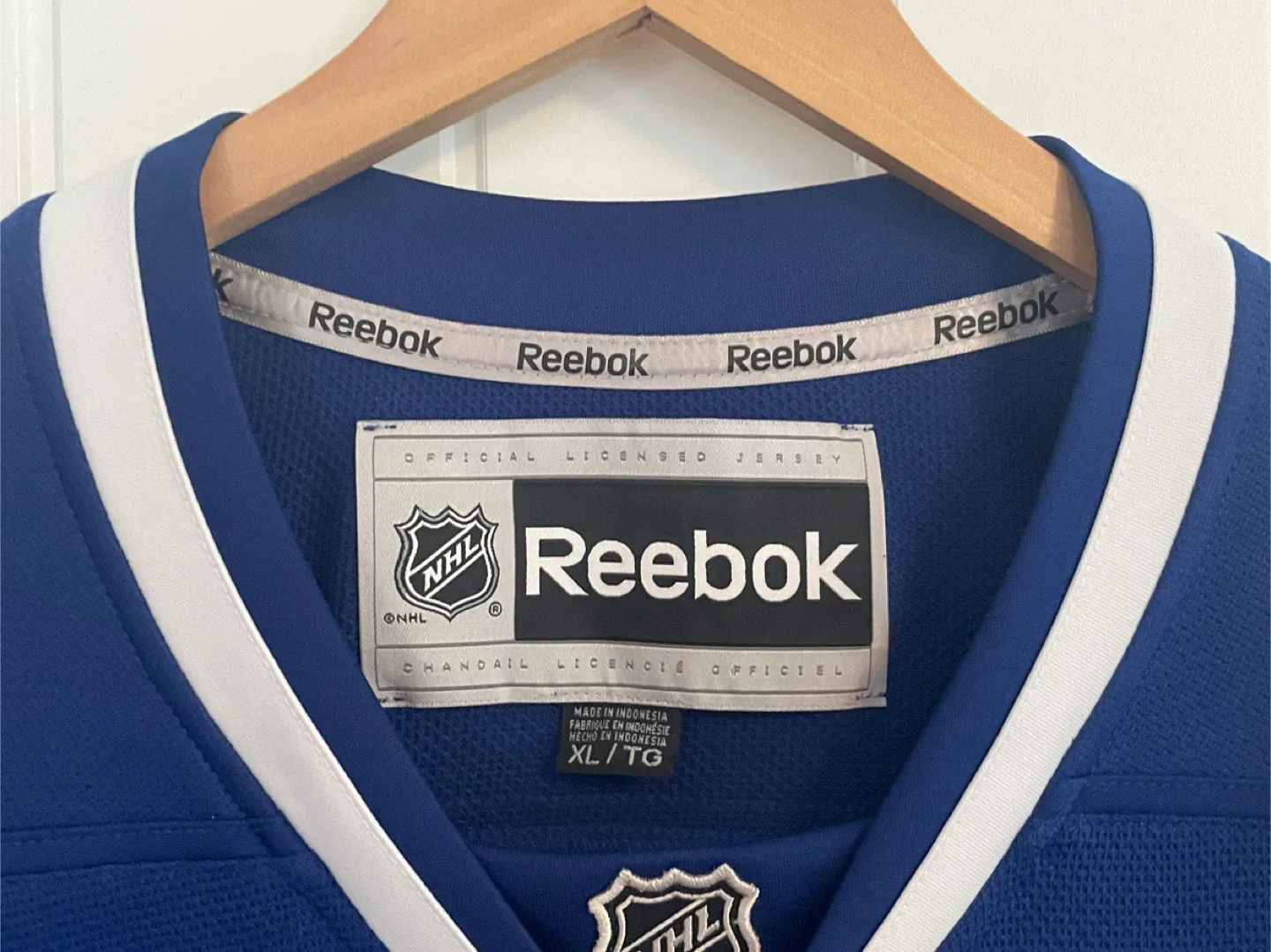 Authentic Reebok Vancouver Canucks Bo Horvat Jersey Size XL image indicator(6)