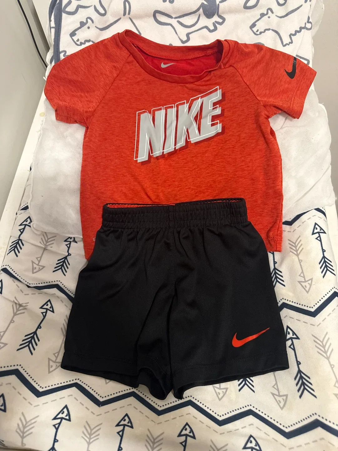 Nike Kids' Outfit - Shirt & Shorts Set 18 months thumbnail