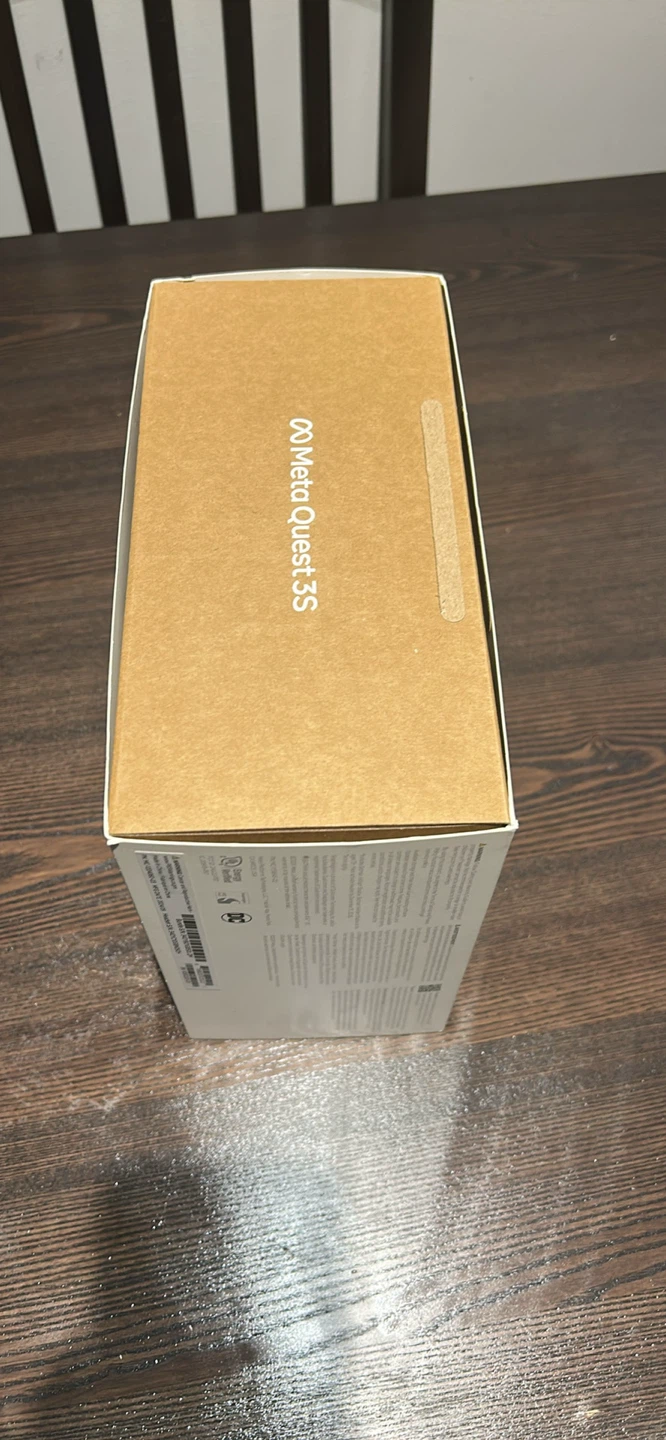 Meta Quest 3S 128GB VR Headset - photo 2