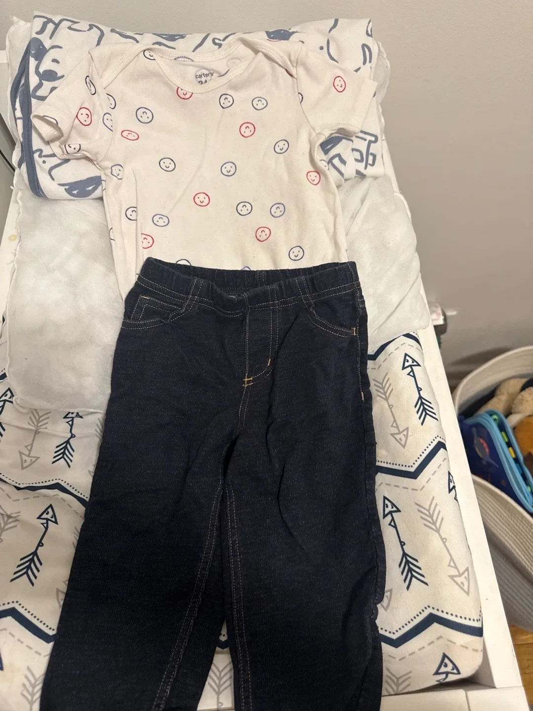 Carter's Baby Outfit Set Size 24 months thumbnail