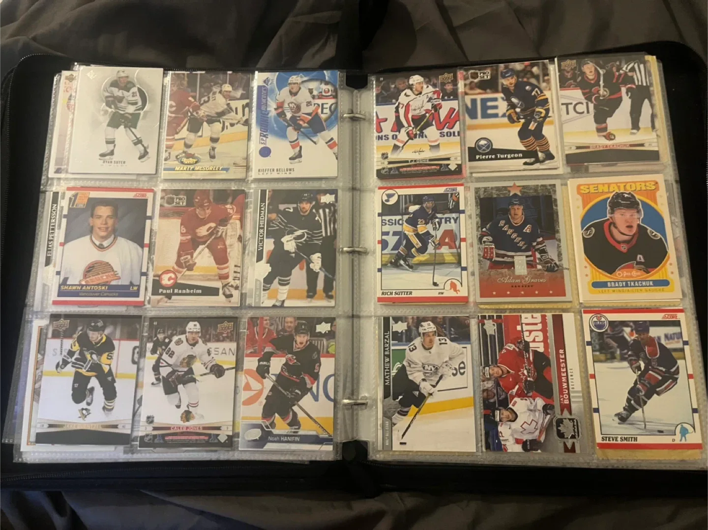 Trading Cards Collection image indicator(5)