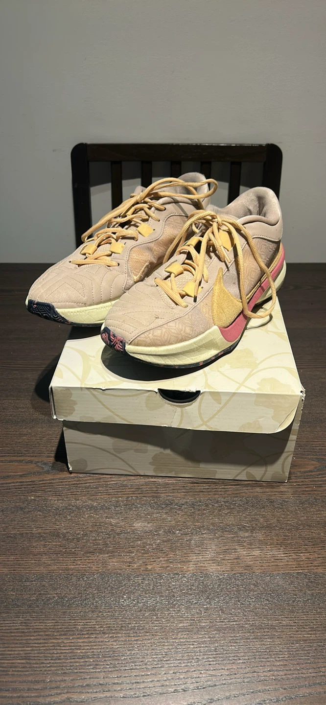 Nike Zoom Freak 5 “Fossil Stone.” - photo 4