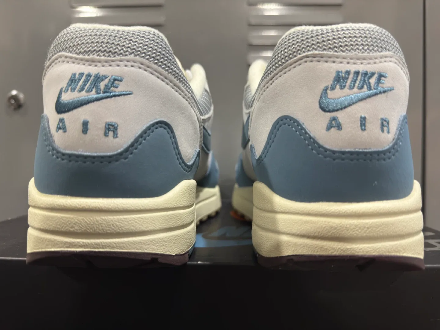 Nike Air Max 1 x Patta Waves Noise Aqua - Men’s Size 9.5 image indicator(3)