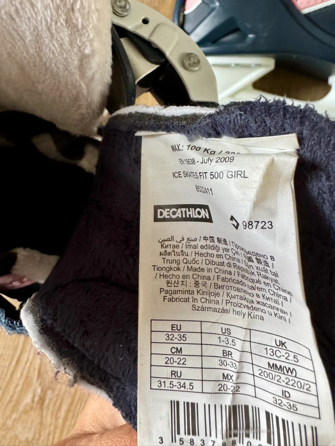 Oxelo Ice Skates Fit 500 Girl - Size 32-35 image indicator(2)