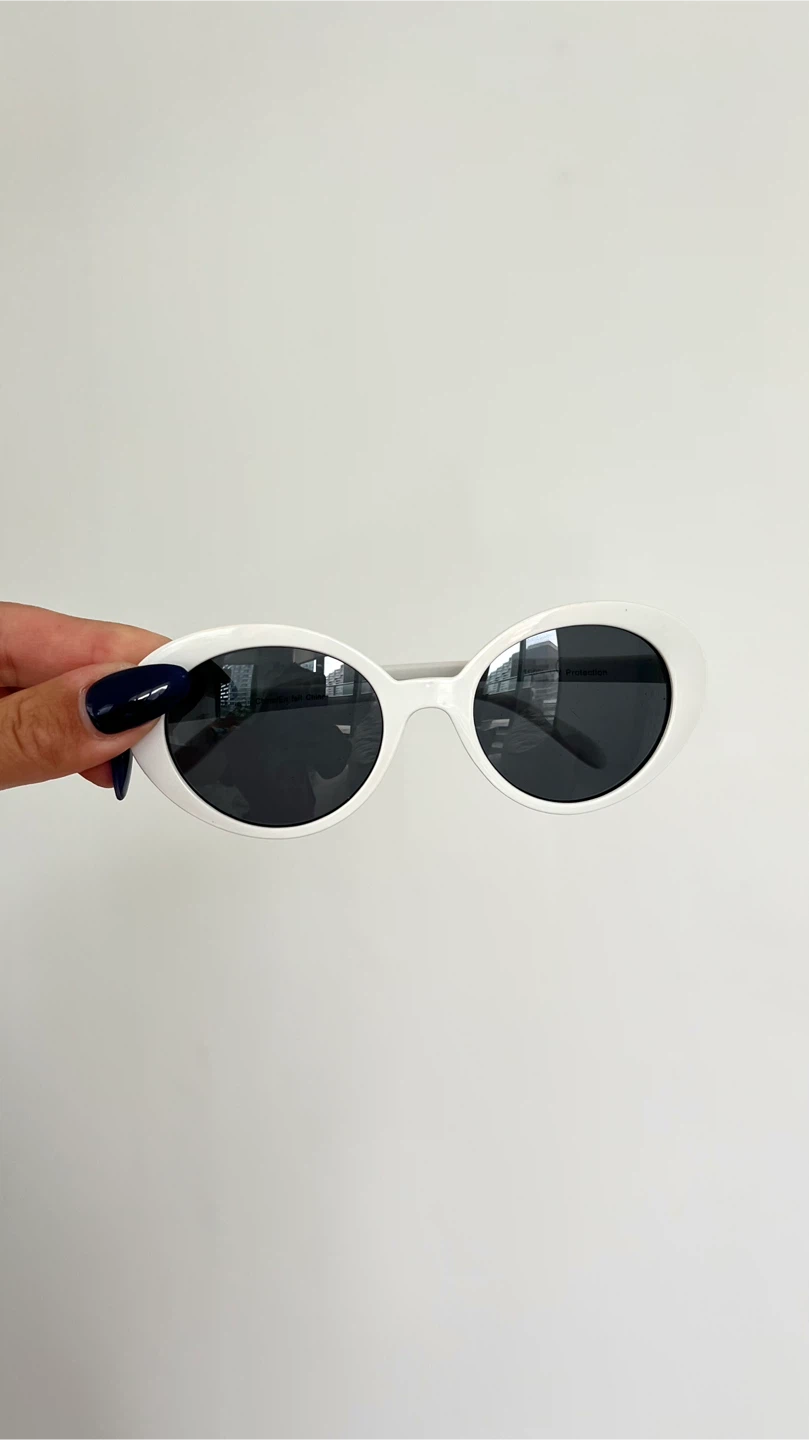 Sunglasses - photo 2