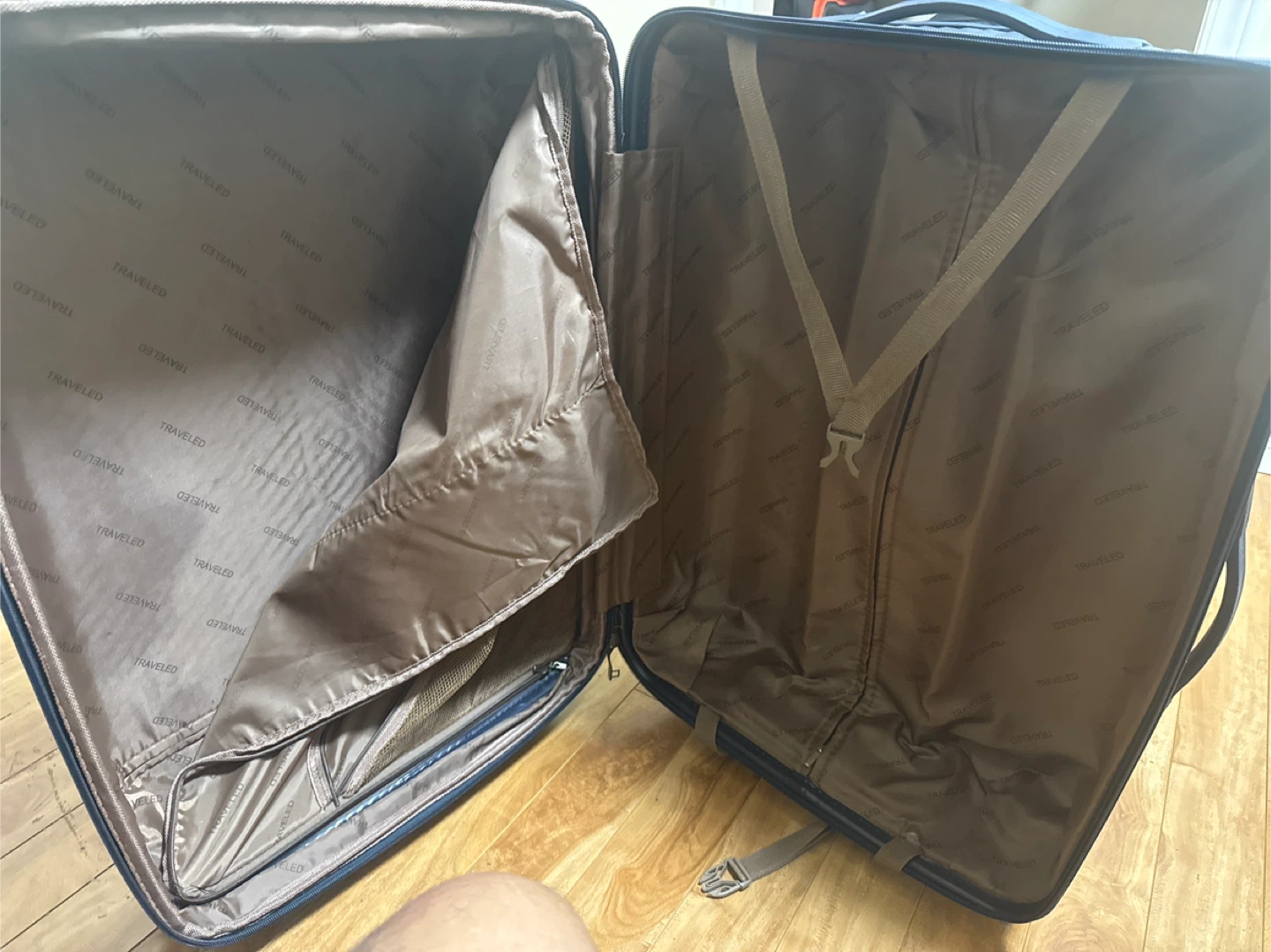 Traveled Luggage - Navy Blue - photo 2