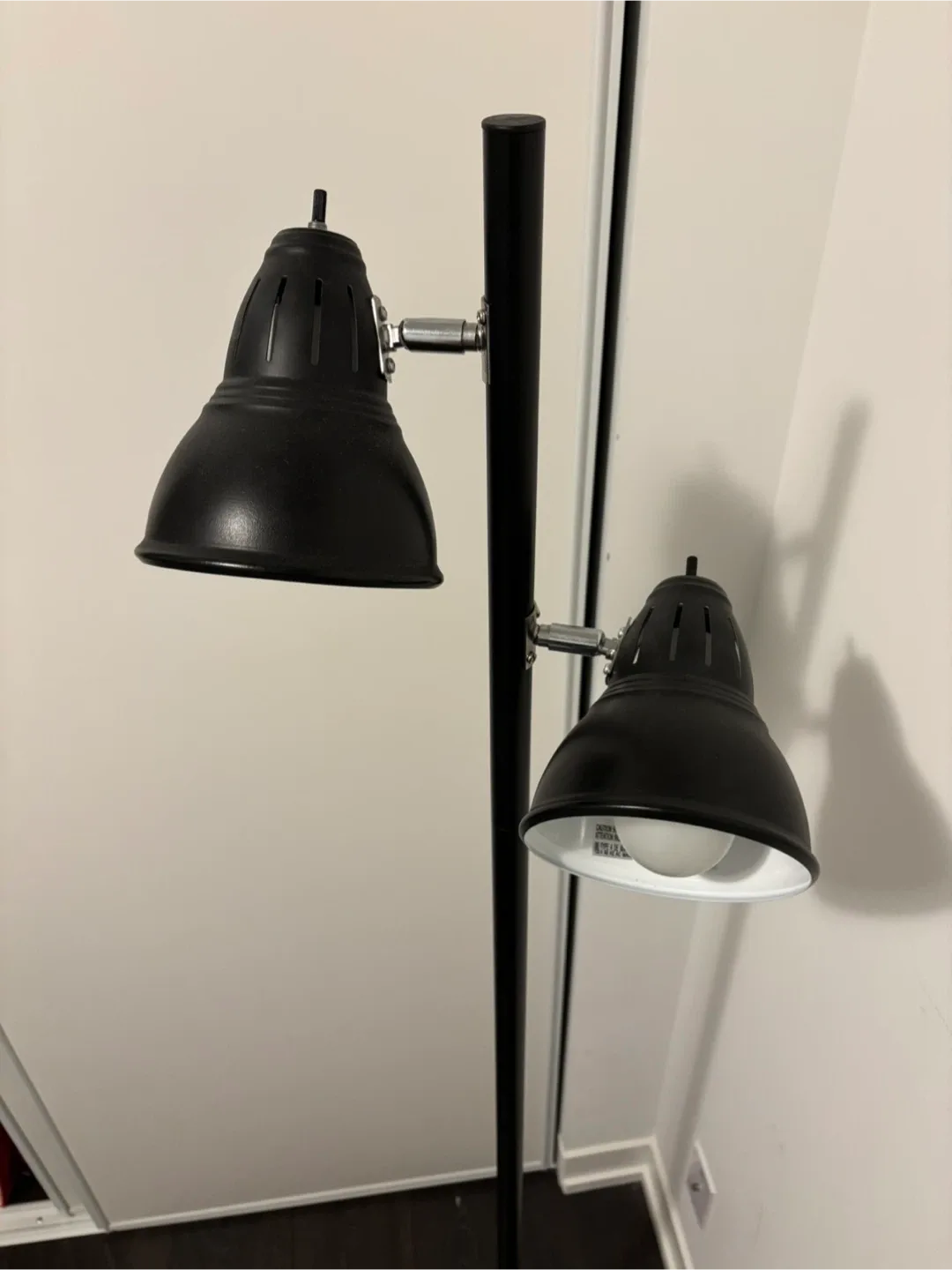 Black Floor Lamp with Adjustable Lights image indicator(2)