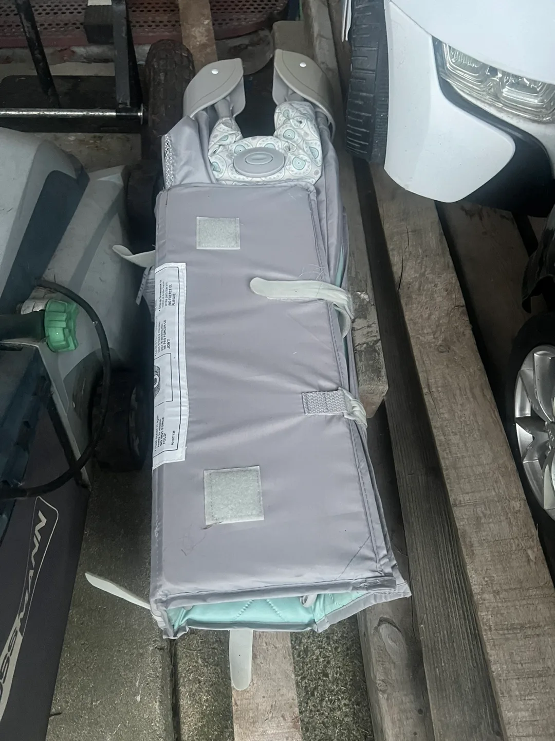 Pack 'n Play Portable Playard image indicator(2)