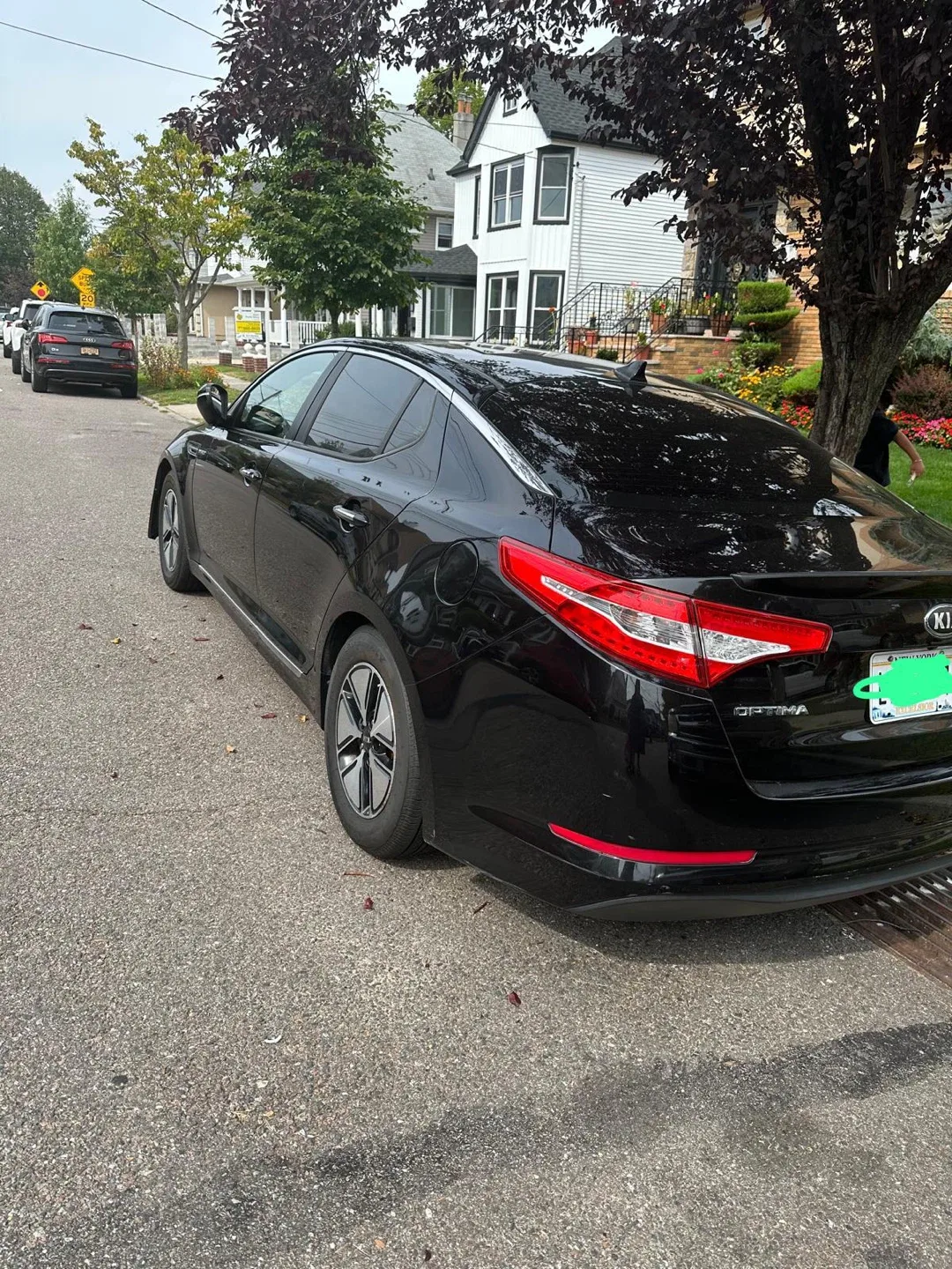 Kia Optima Black Sedan image indicator(7)