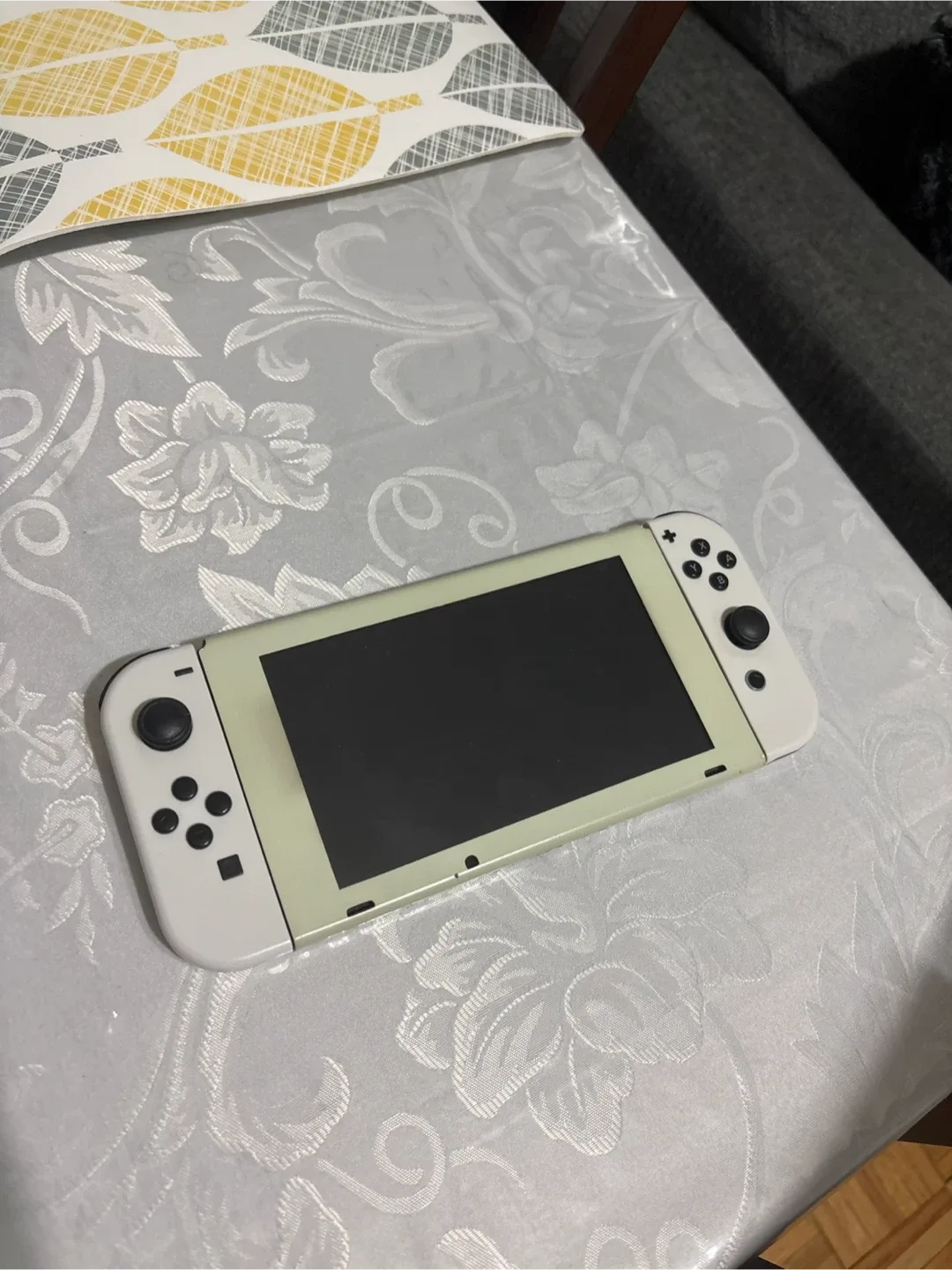 Nintendo Switch Bundle image indicator(2)