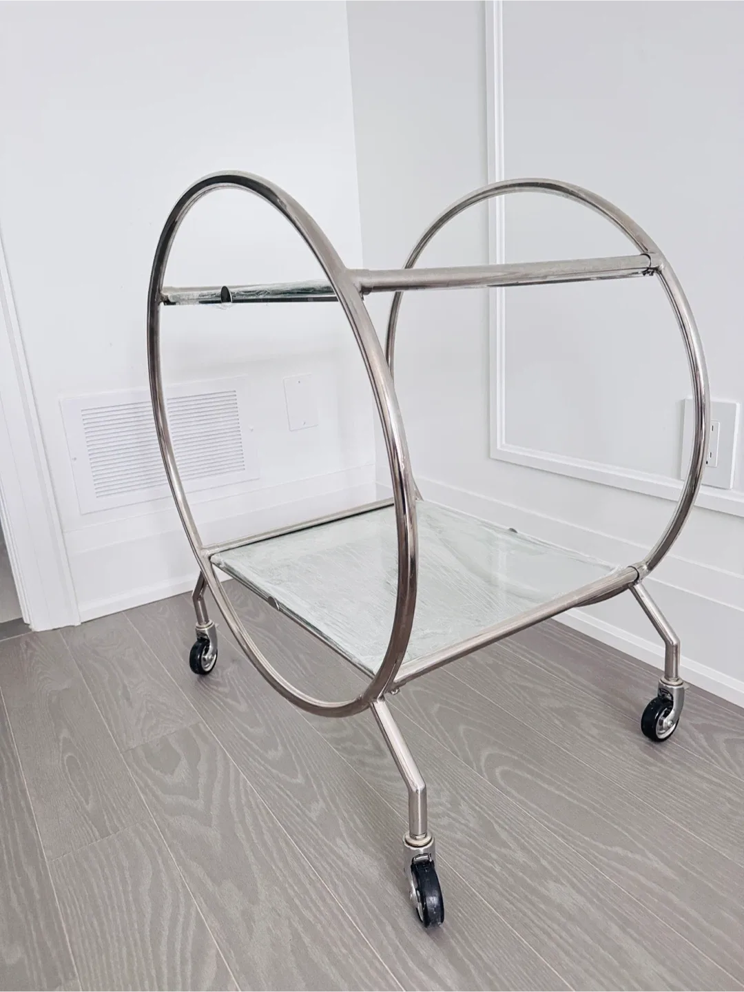 Round Bar Cart with Glass Shelves image indicator(4)
