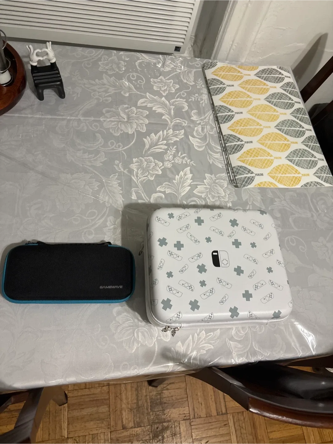 Nintendo Switch Bundle image indicator(7)