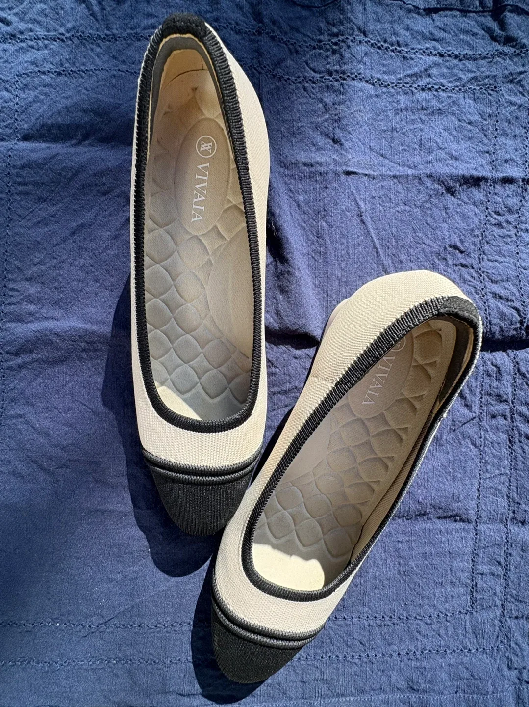 ✨ Vivaia Julie Pro Almond-Toe Chunky Heels 👠 – Like New! thumbnail