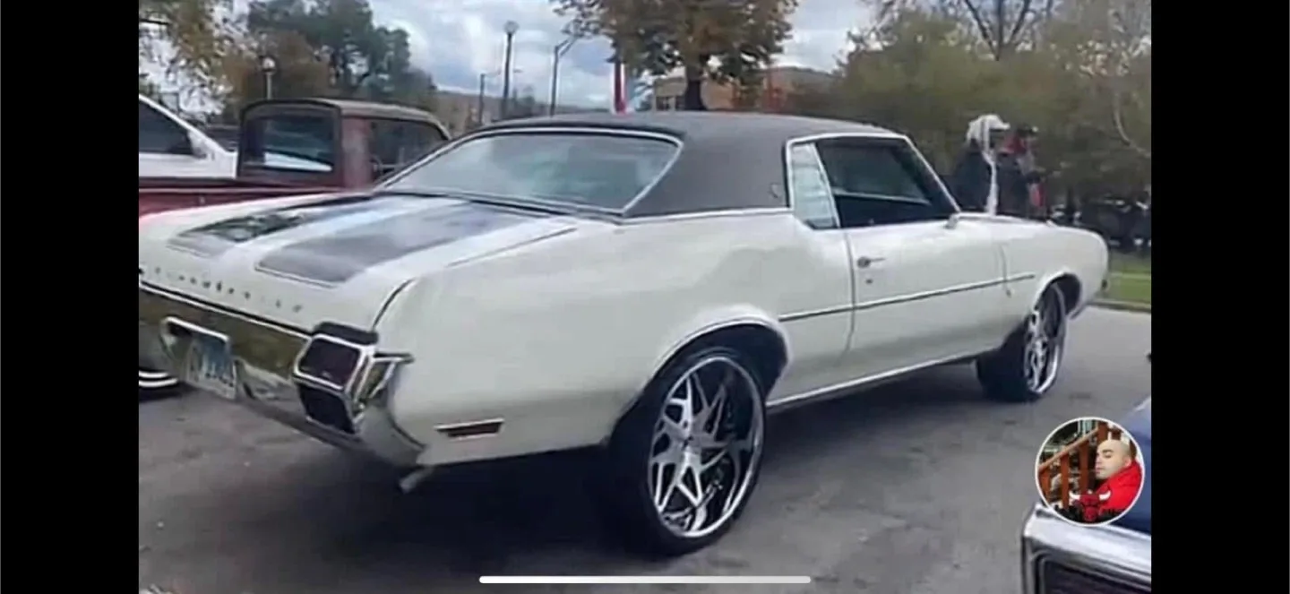 1972 Oldsmobile Cutlass Supreme image indicator(4)