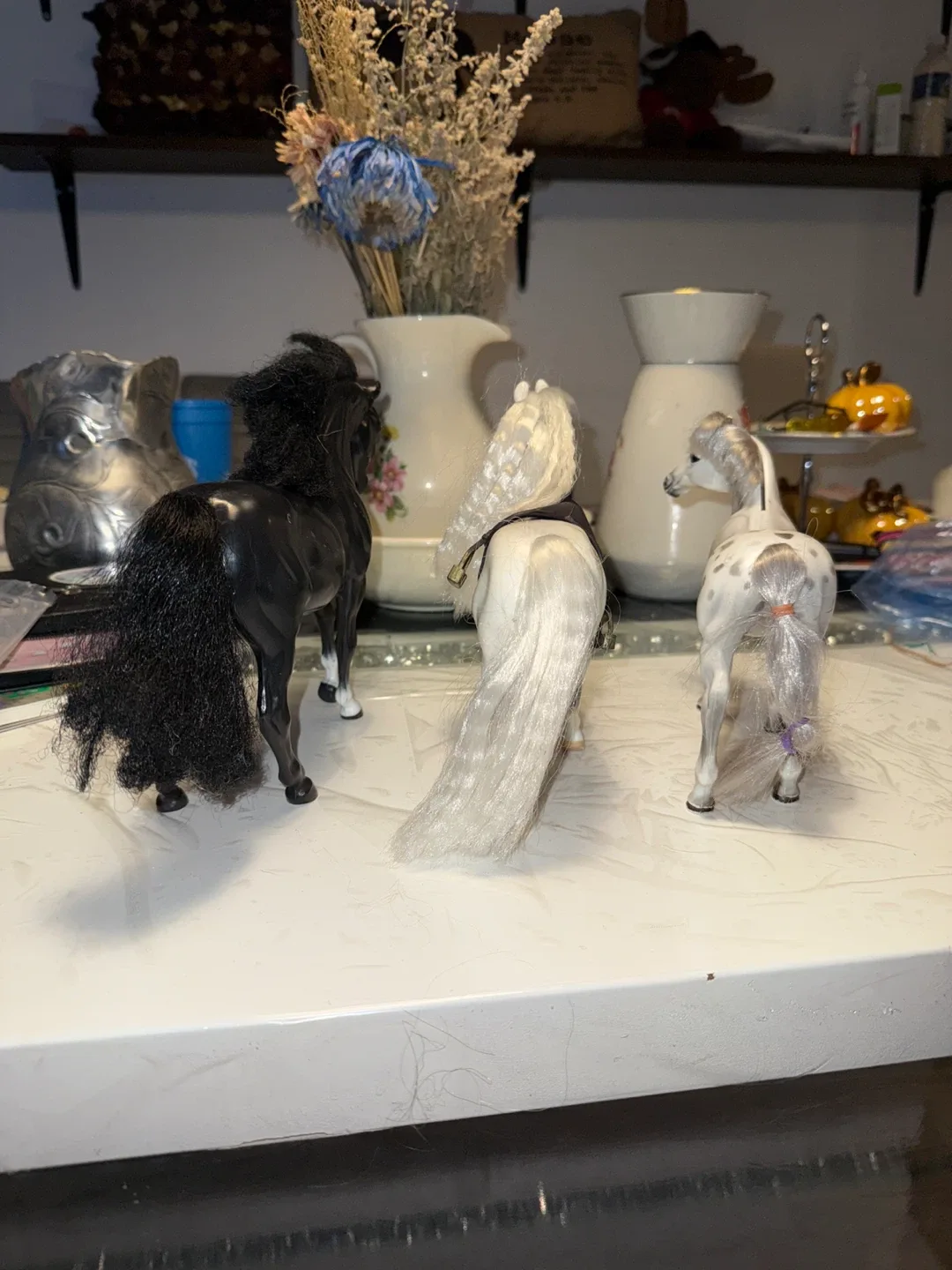 Horse Figurines - Set of 3 image indicator(5)