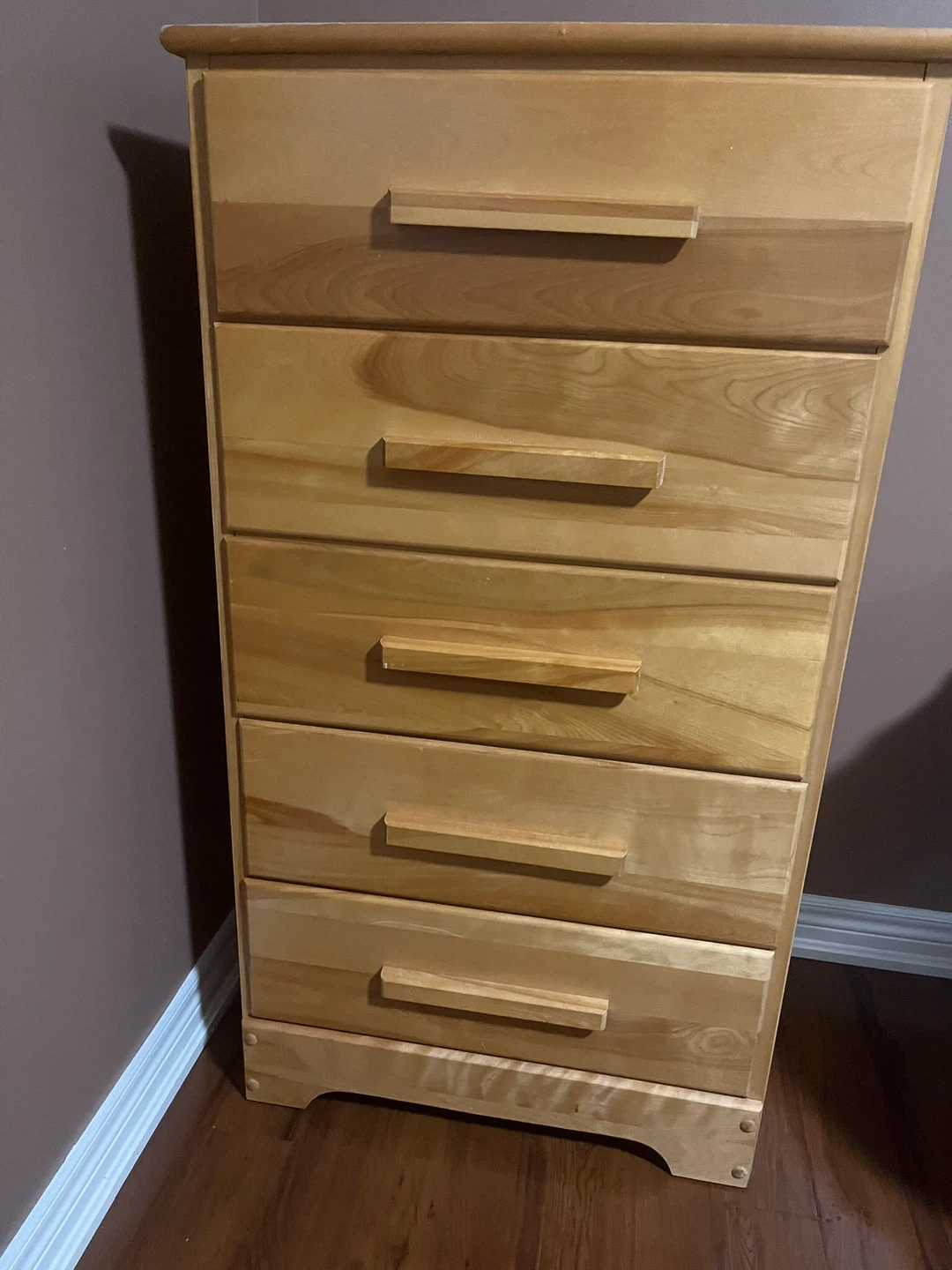 Wooden 5-Drawer Dresser