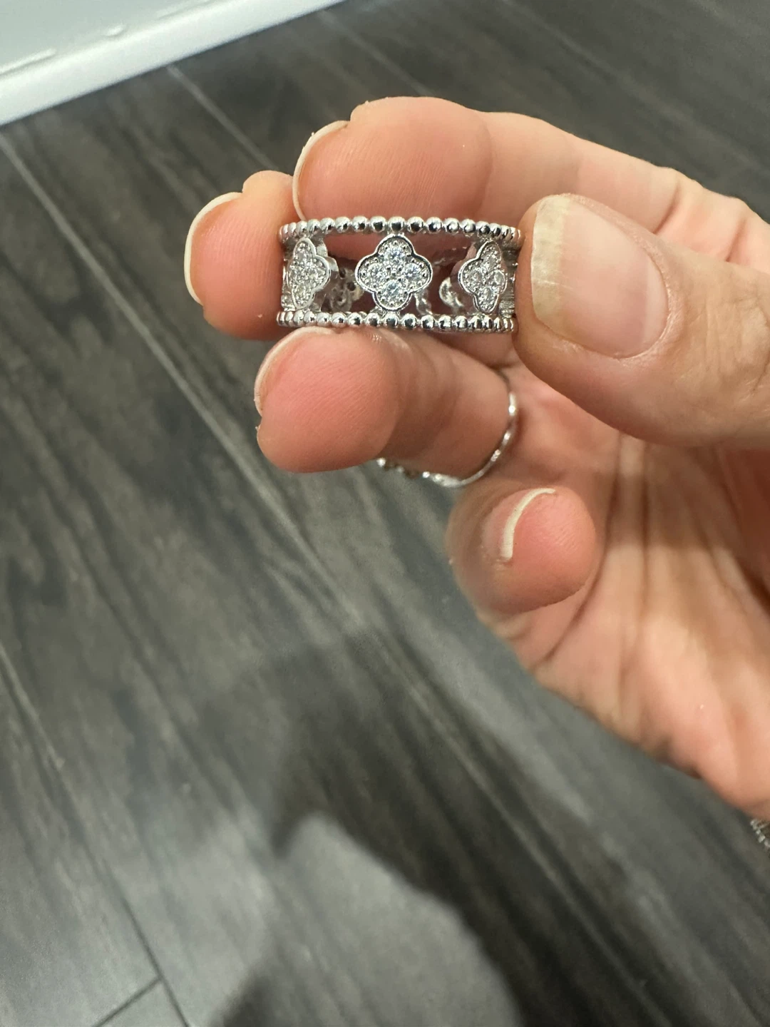 Clover Ring