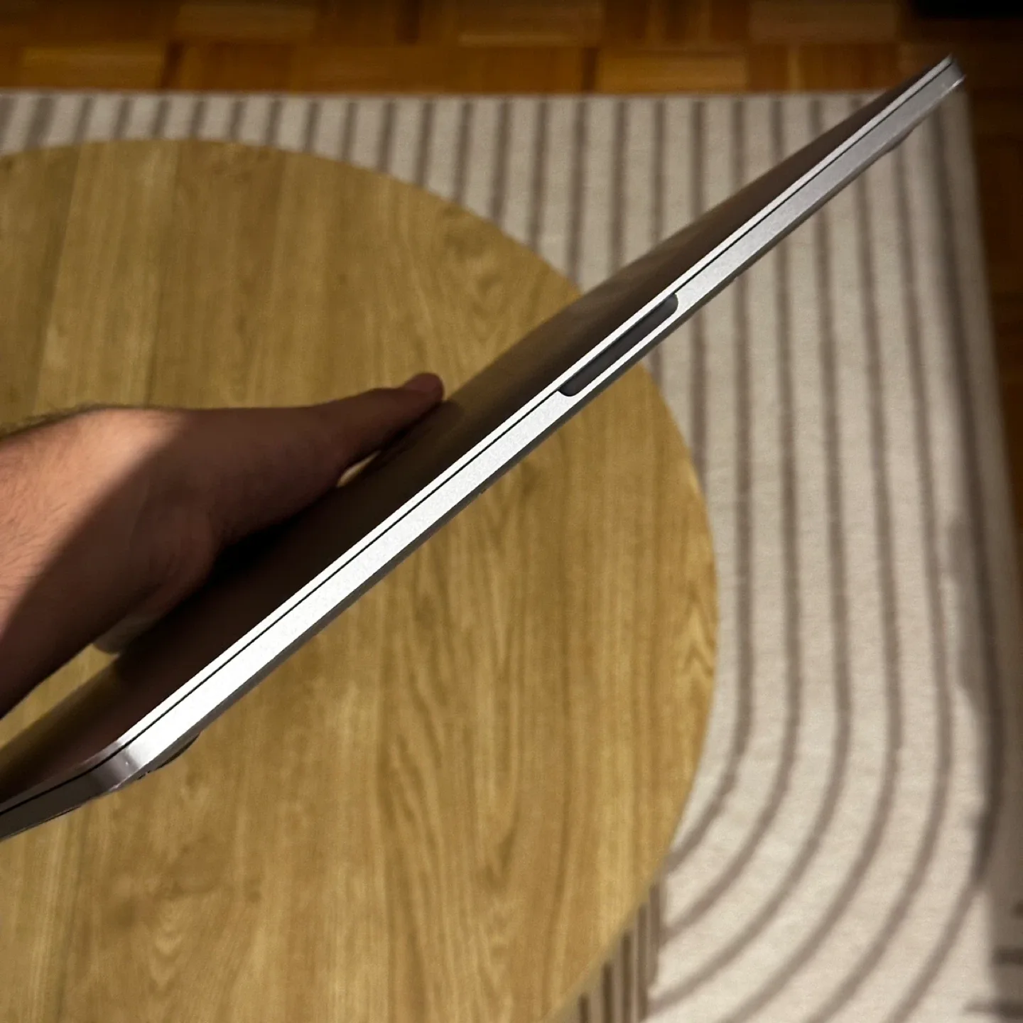 Apple MacBook Pro 2017 - 15 inches - i7 16/512 GB - Space Grey image indicator(8)