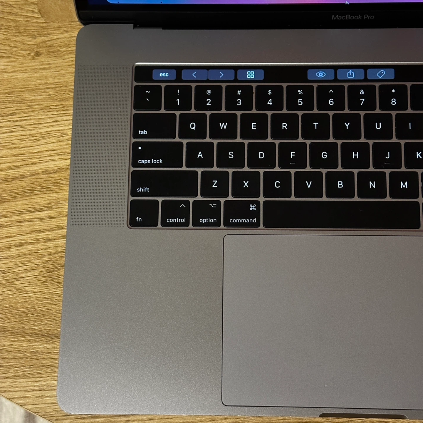 Apple MacBook Pro 2017 - 15 inches - i7 16/512 GB - Space Grey - photo 3