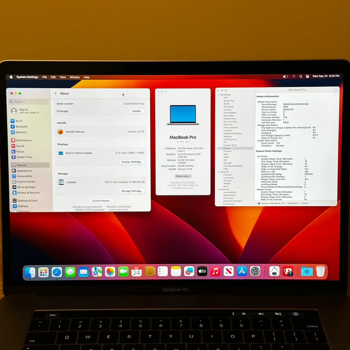 Apple MacBook Pro 2017 - 15 inches - i7 16/512 GB - Space Grey image indicator(10)