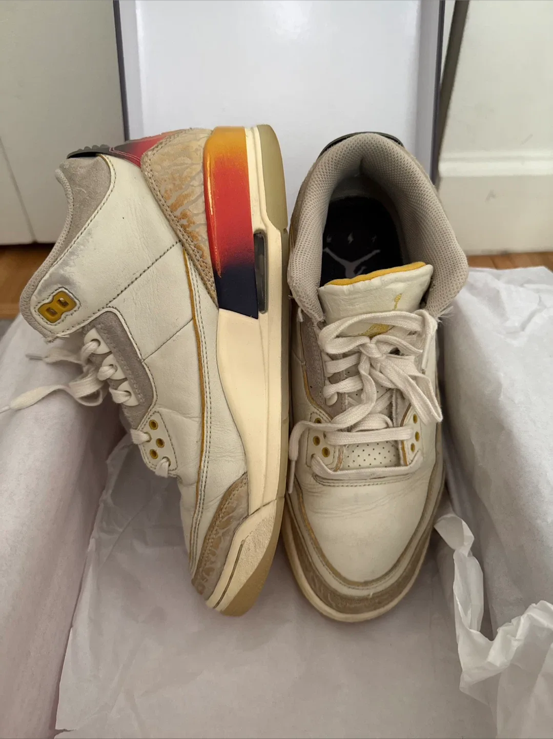 Jordan 3 Retro Muslin Size US 8 image indicator(4)