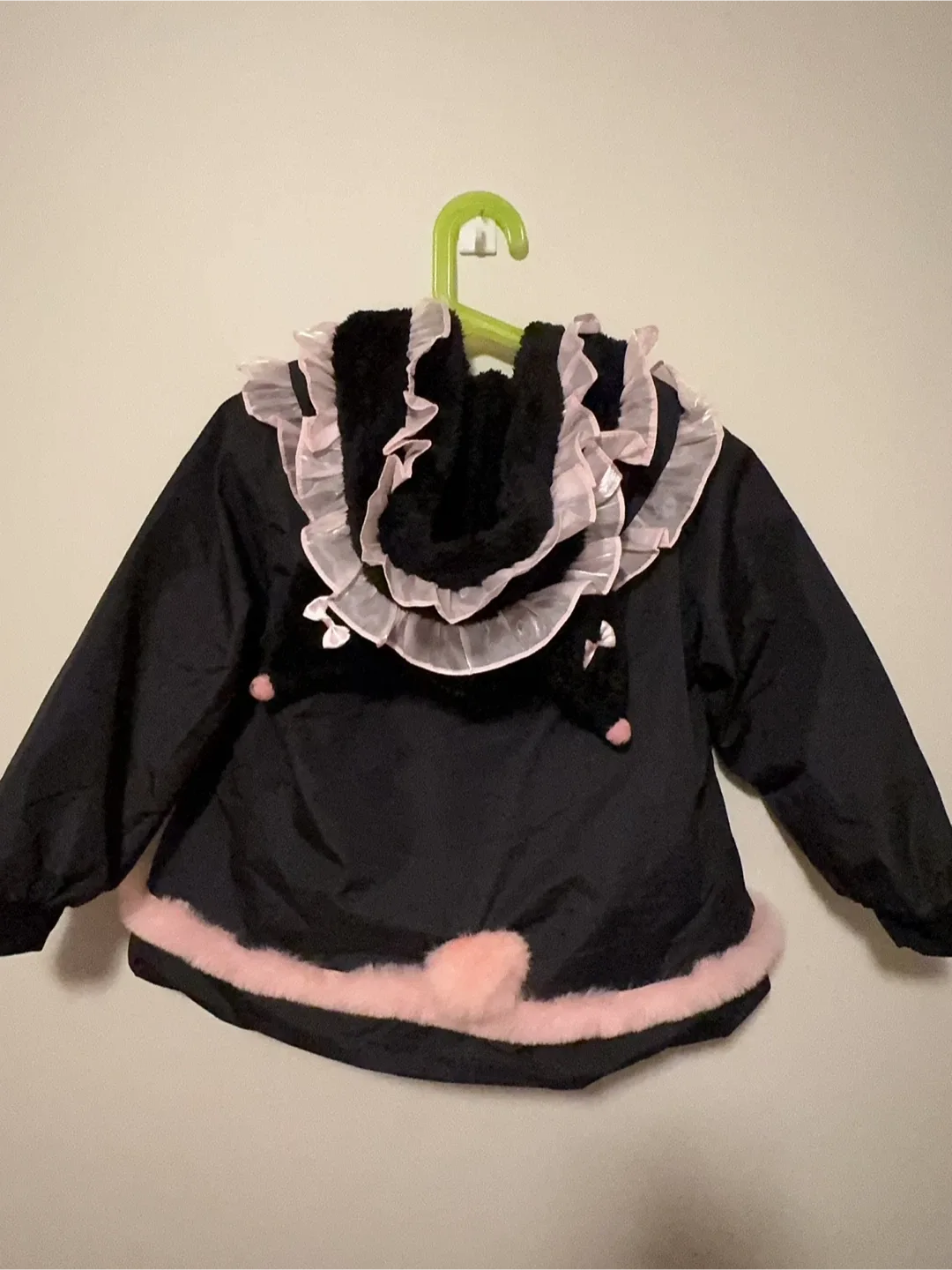 Kuromi Black & Pink Winter Coat Toddler size 6-7T image indicator(2)