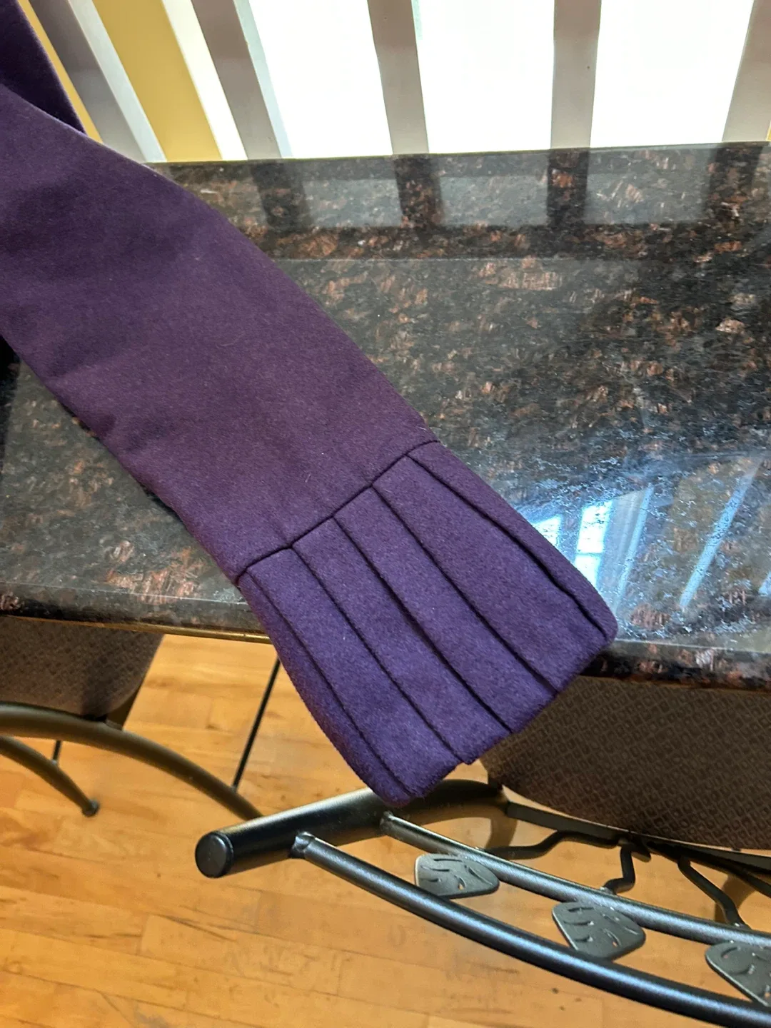 November 26 available or after Coat - Size Large image indicator(2)