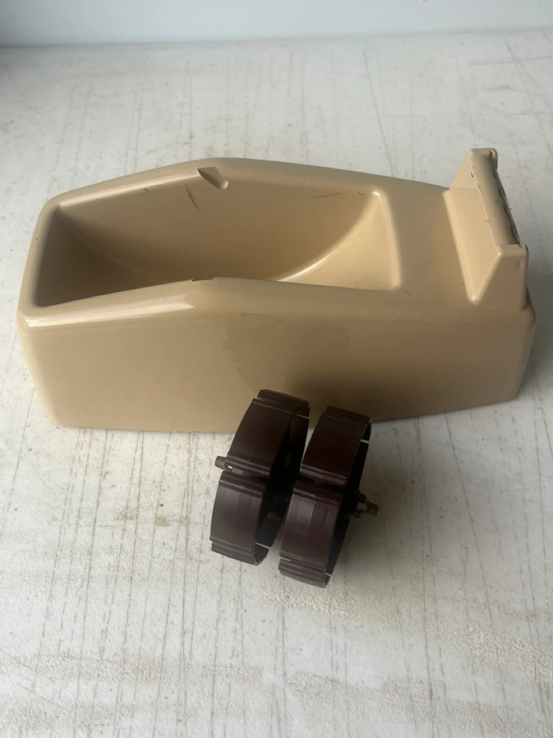 Scotch 3M C-22 Heavy Duty Tape Dispenser - photo 2