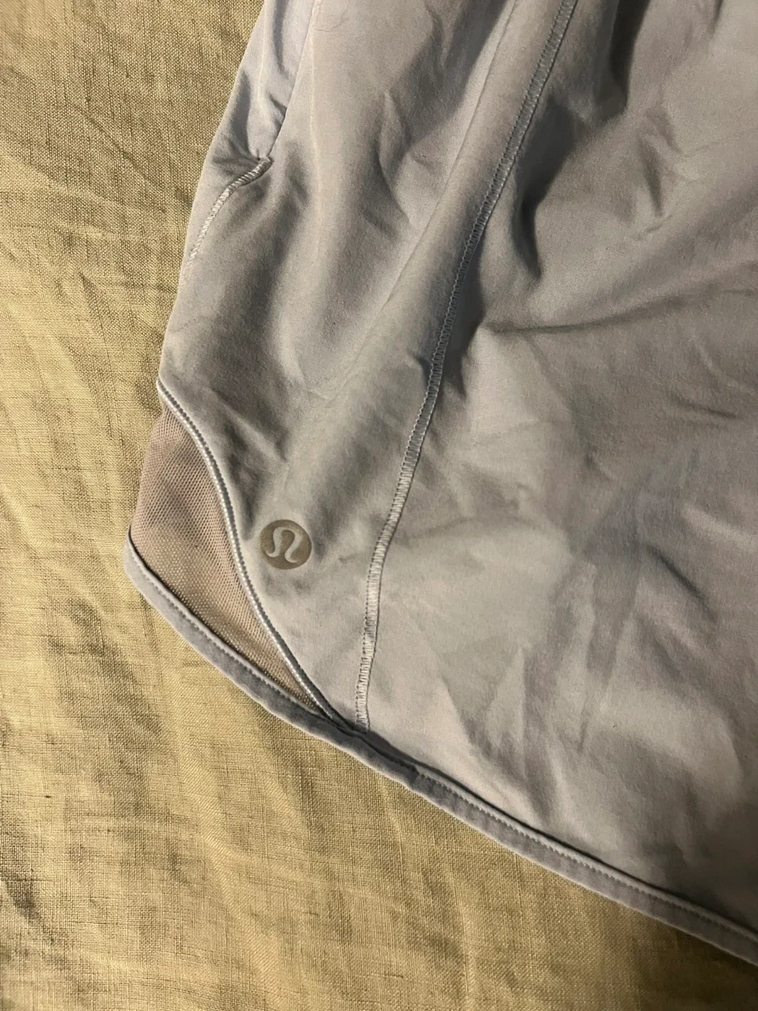 Lululemon Hotty Hot High-Rise Short 4" - size 6 image indicator(7)