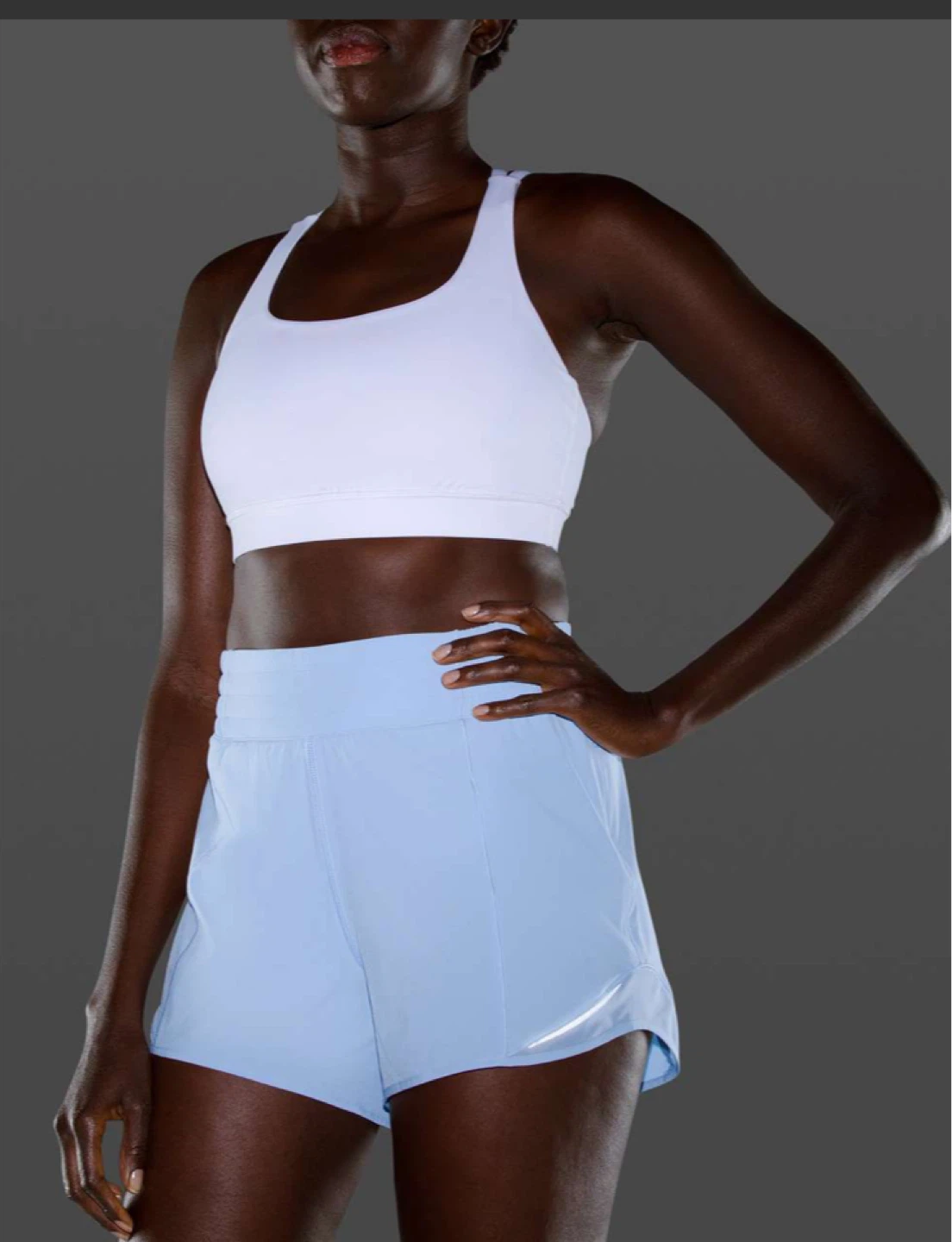 Lululemon Hotty Hot High-Rise Short 4" - size 6