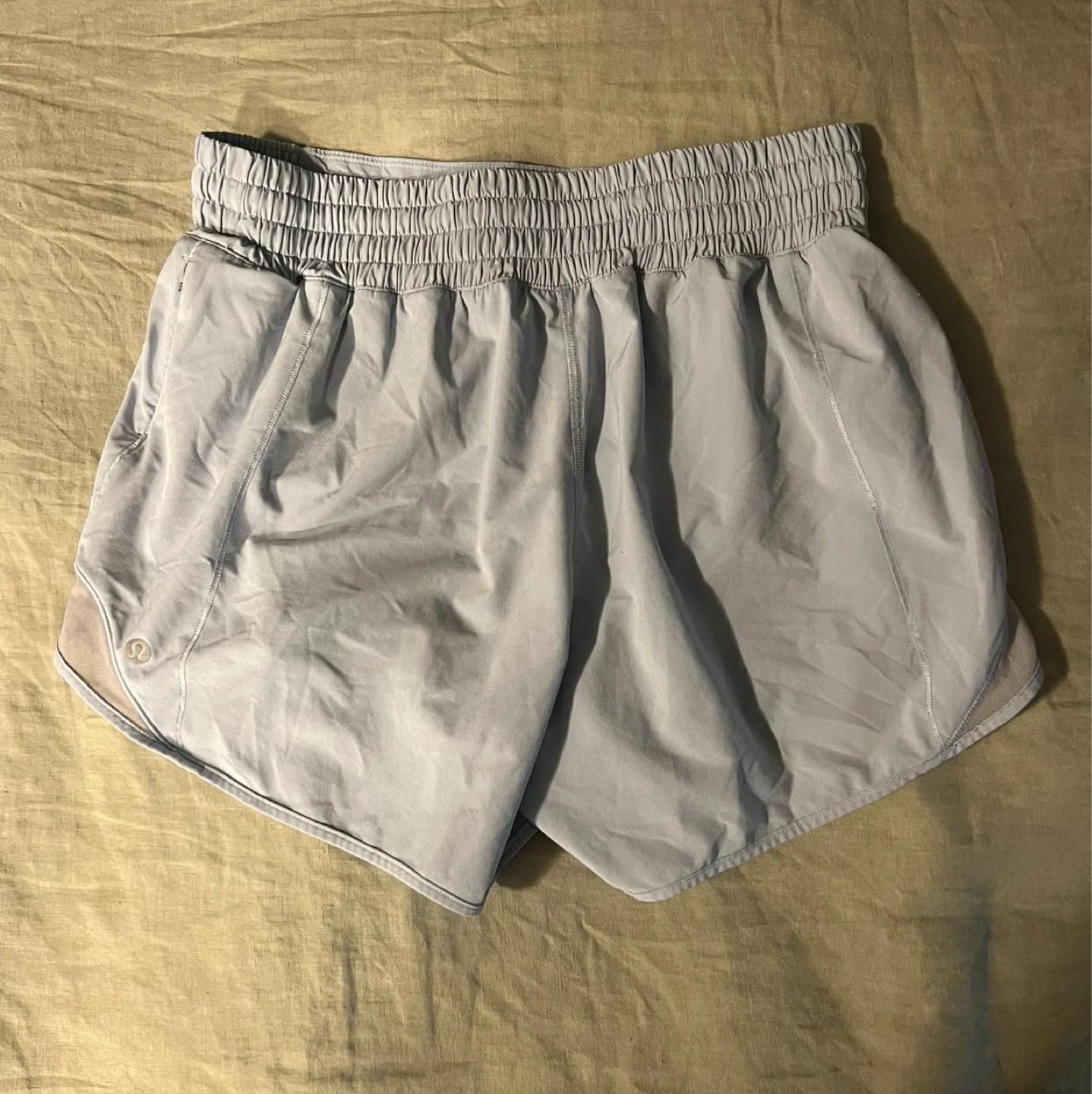 Lululemon Hotty Hot High-Rise Short 4" - size 6 image indicator(6)