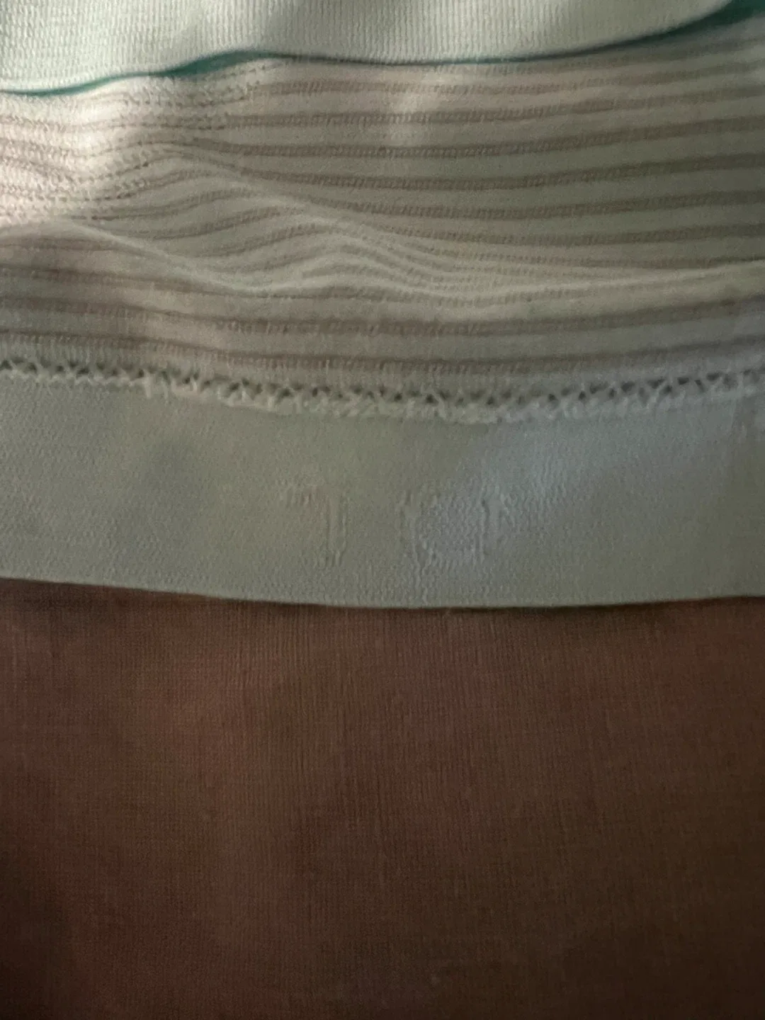 Lululemon Swiftly Tech Long-Sleeve Shirt 2.0  - size 10 image indicator(5)