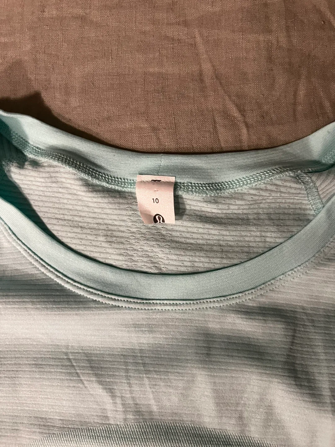 Lululemon Swiftly Tech Long-Sleeve Shirt 2.0  - size 10 image indicator(4)